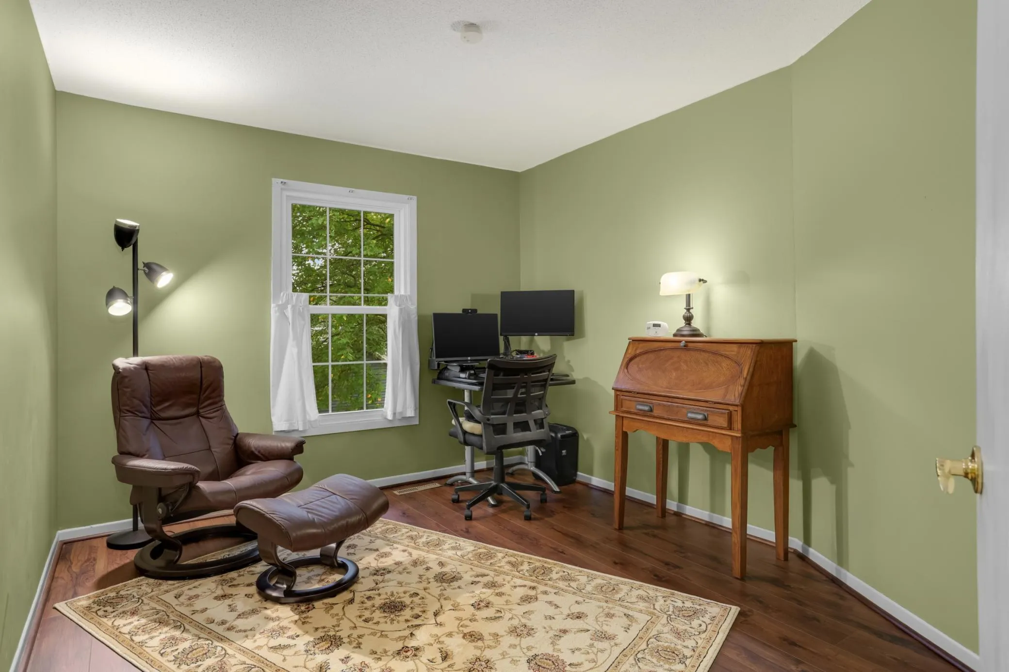 Photo 14 of 10945 Quebec S Avenue Unit 13
