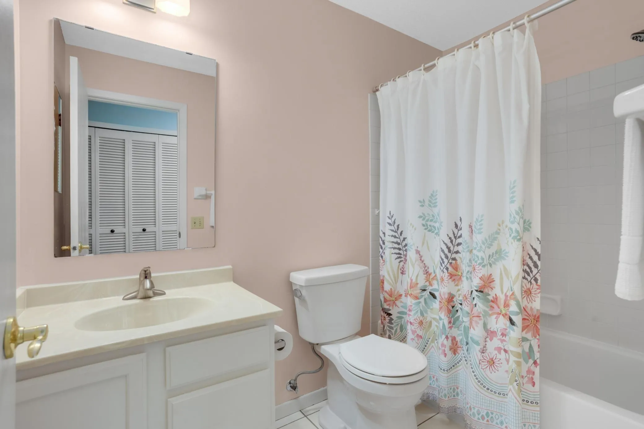 Photo 16 of 10945 Quebec S Avenue Unit 13