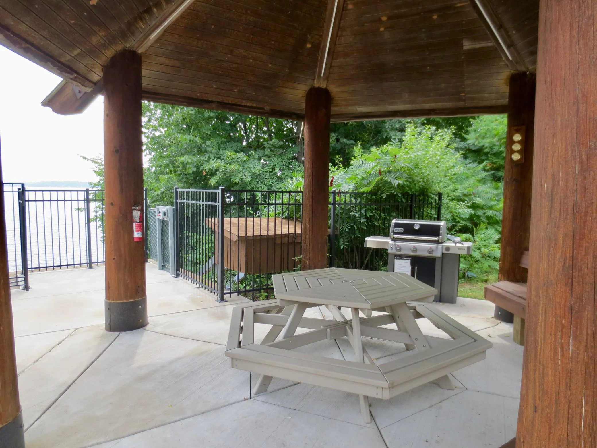 Photo 41 of 4371 Wilshire Boulevard Unit 303