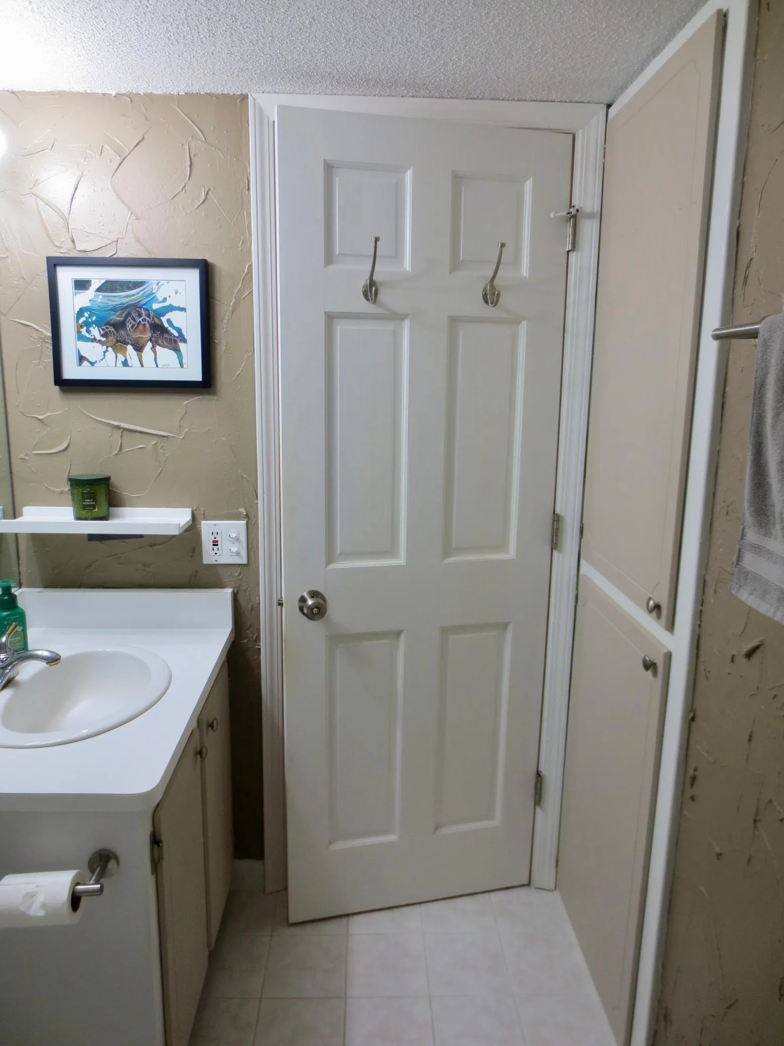 Photo 25 of 4371 Wilshire Boulevard Unit 303