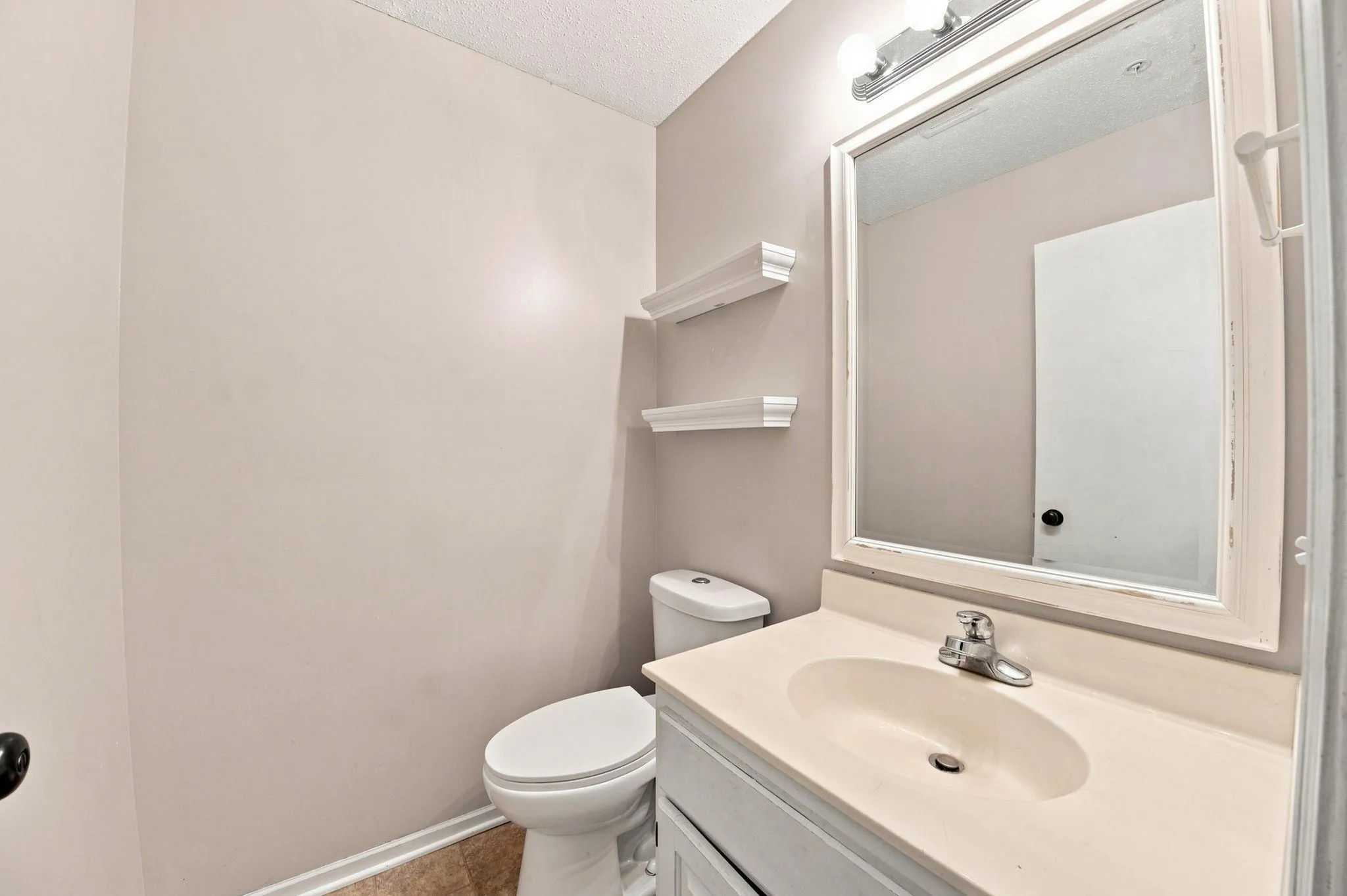 Photo 18 of 833 Winsome Nw Way