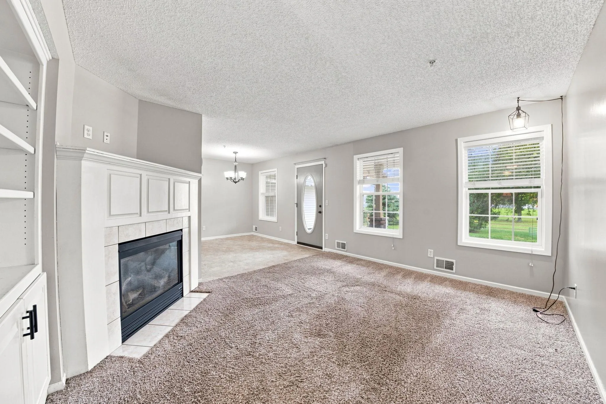 Photo 5 of 833 Winsome Nw Way