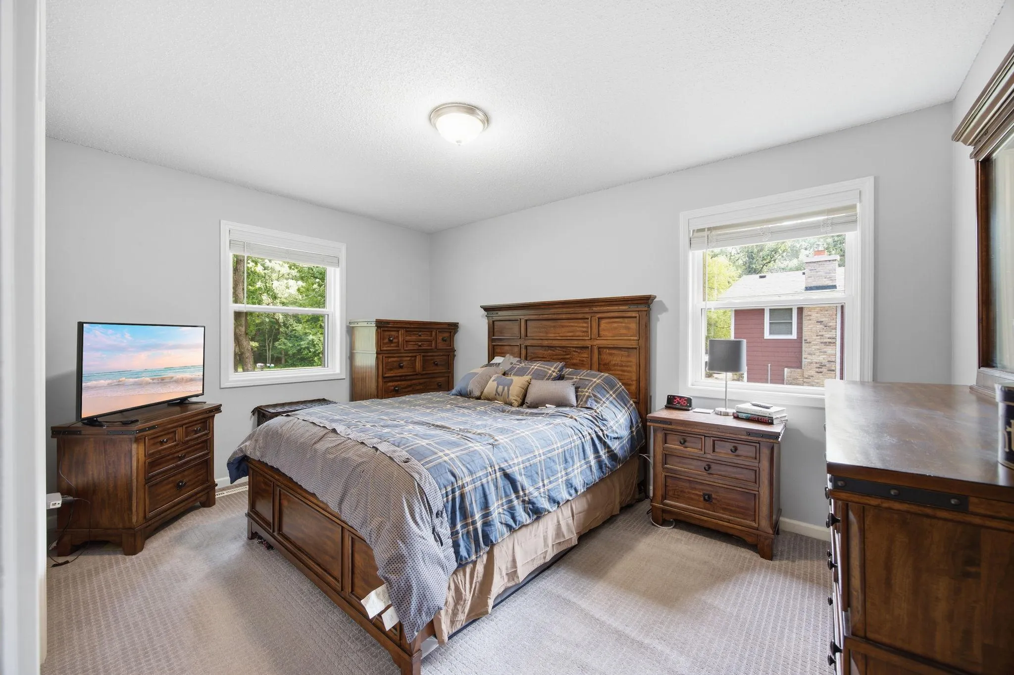 Photo 8 of 18828 146th Nw Street