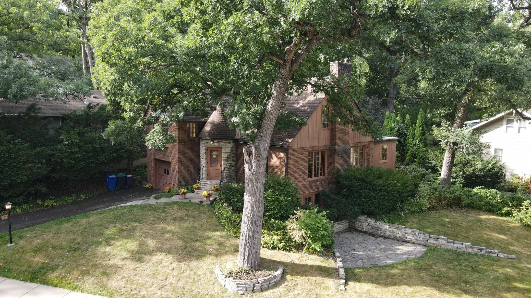 Photo 49 of 1393 Keston Street