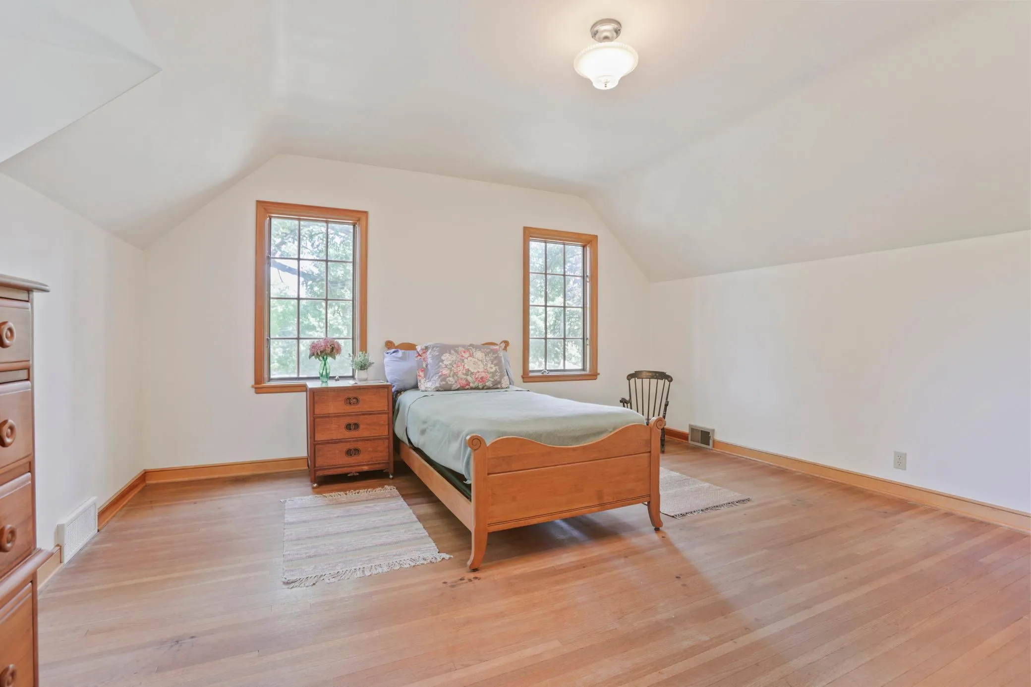 Photo 23 of 1393 Keston Street