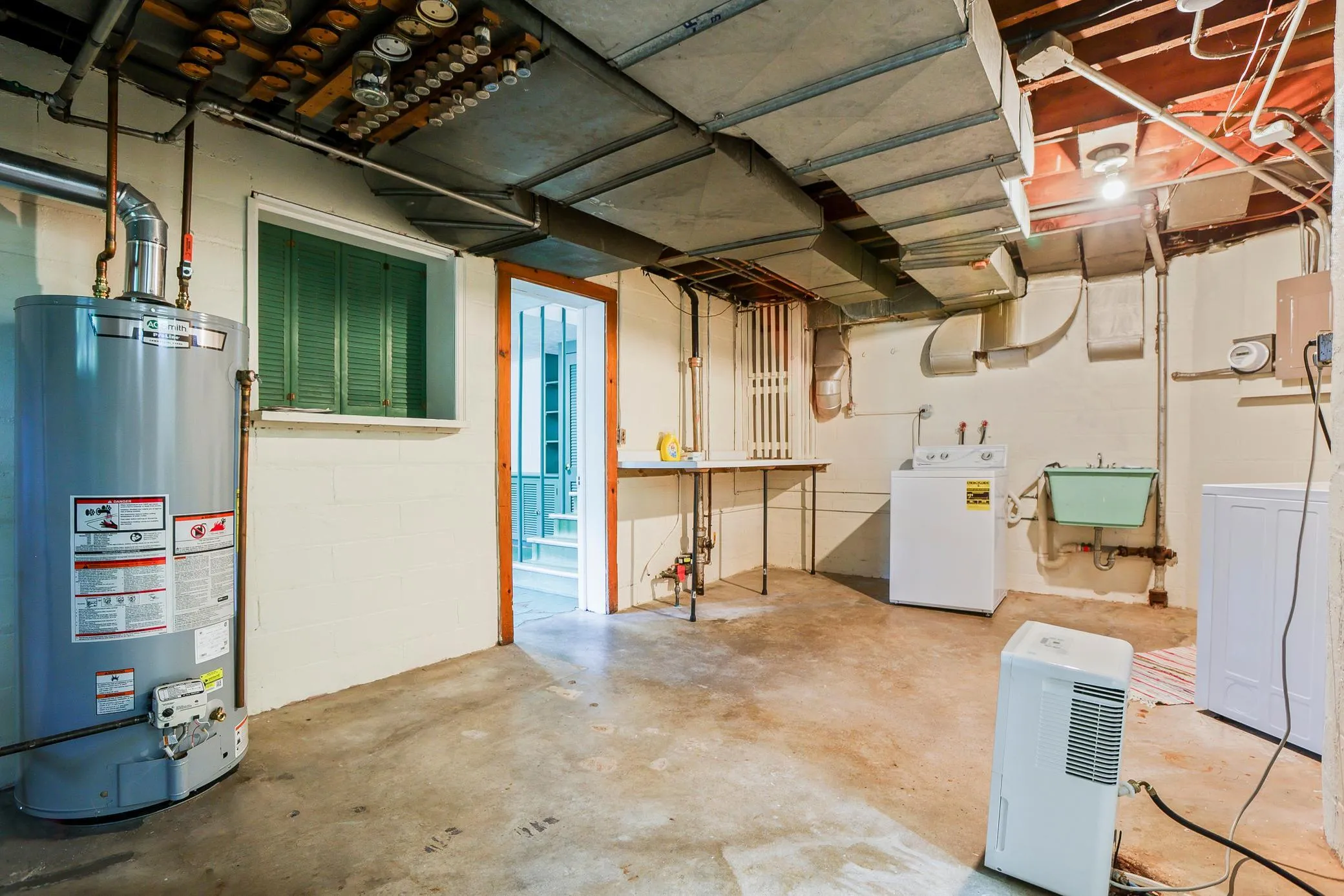 Photo 31 of 1393 Keston Street
