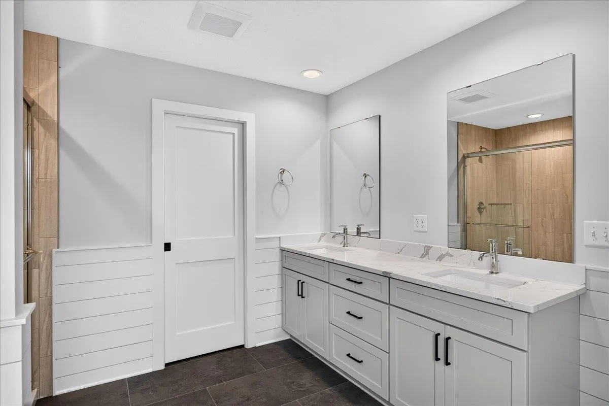 Photo 21 of 2607 Cascade Lane