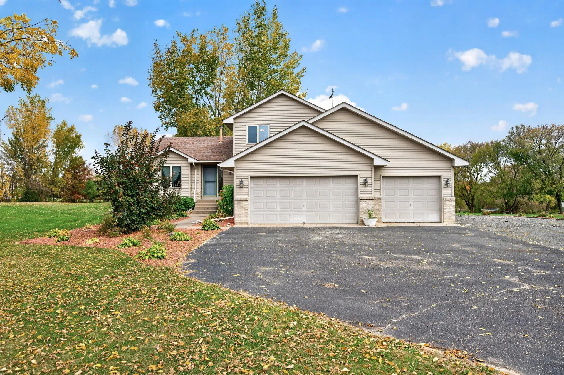 Photo 2 of 13640 Nester Court