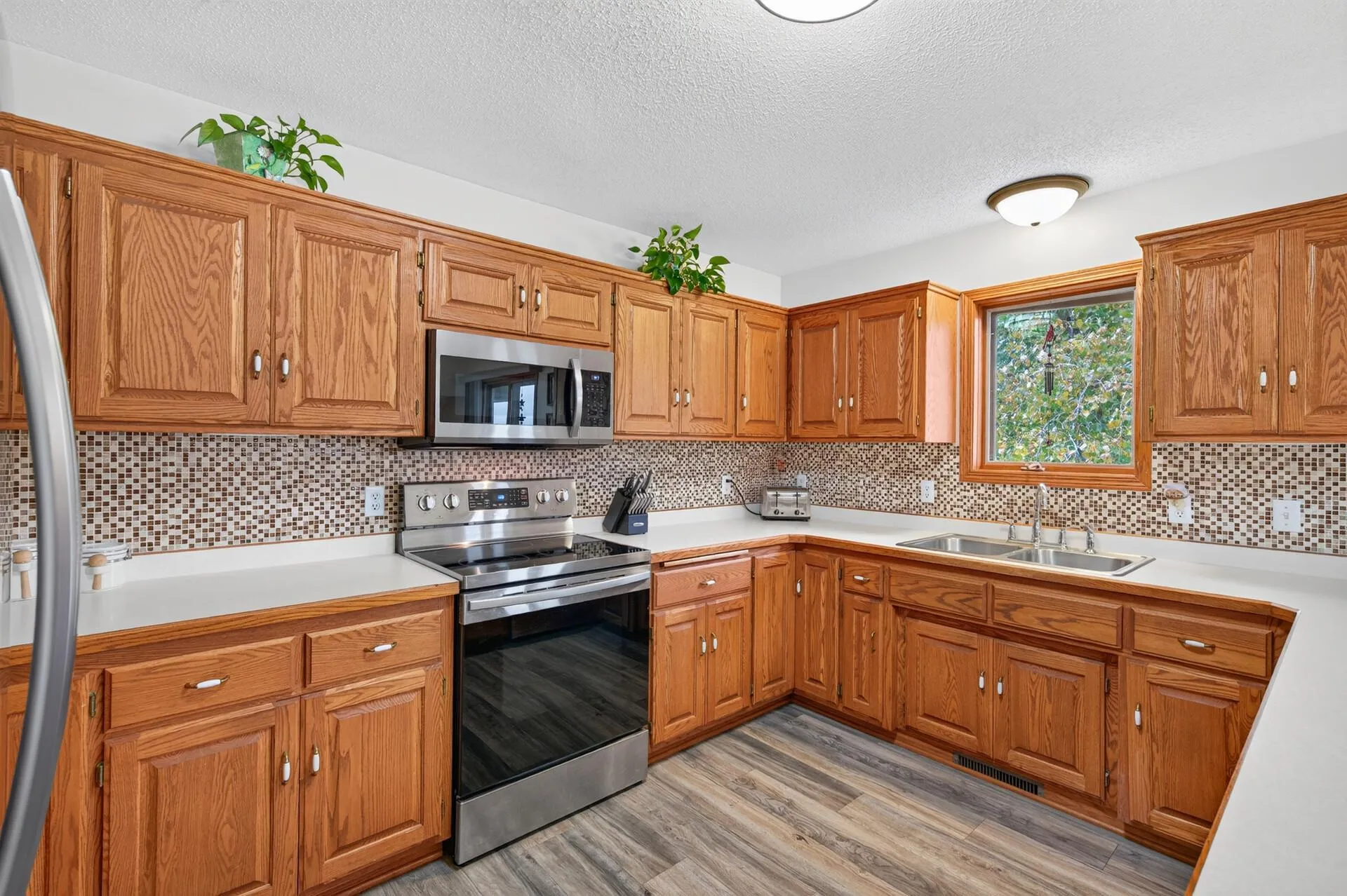 Photo 6 of 13640 Nester Court