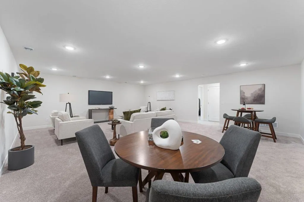 Photo 3 of 14 Palomino Court