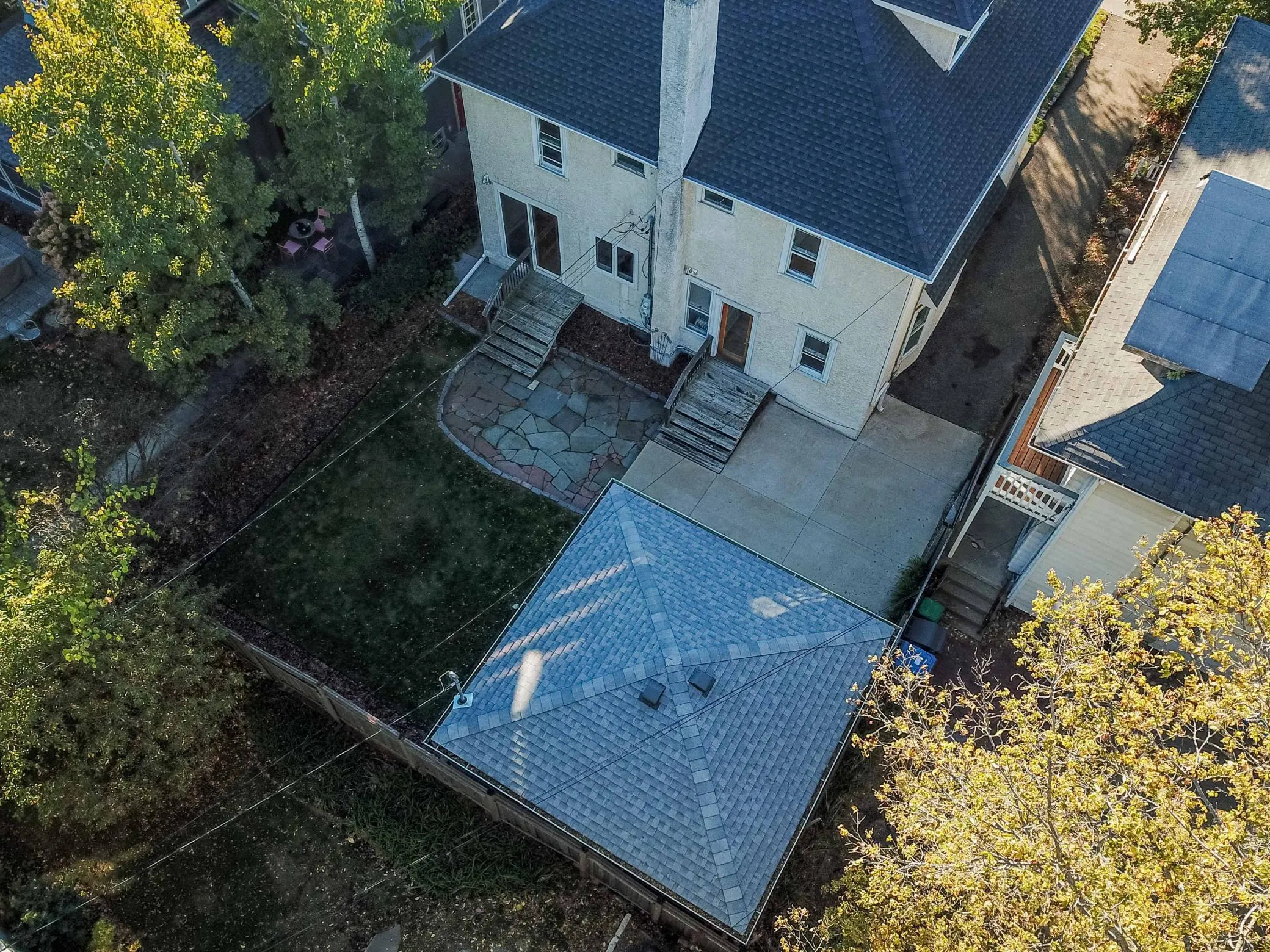 Photo 5 of 2503 Irving S Avenue