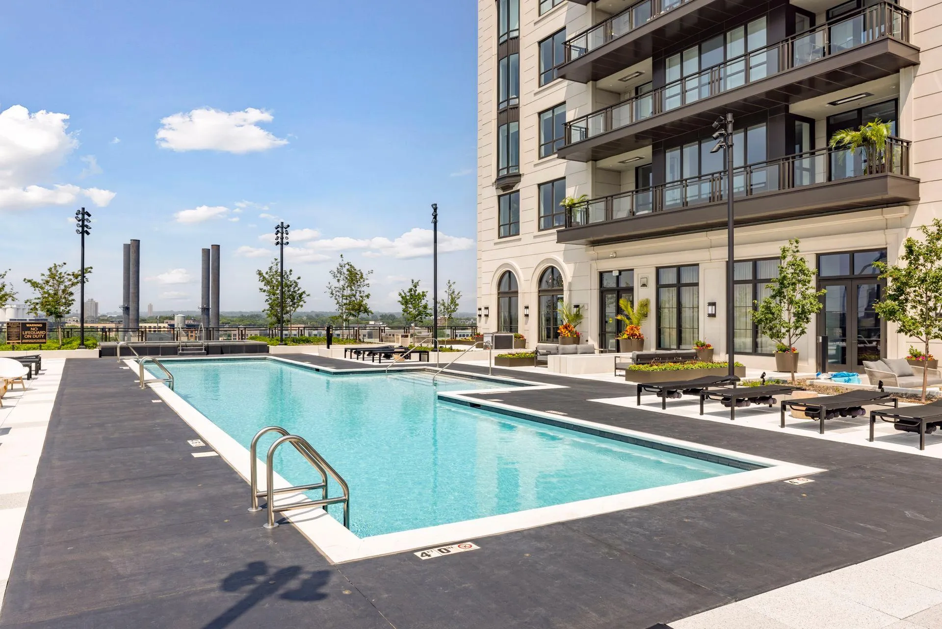 Photo 72 of 1111 W River Parkway Unit 32c