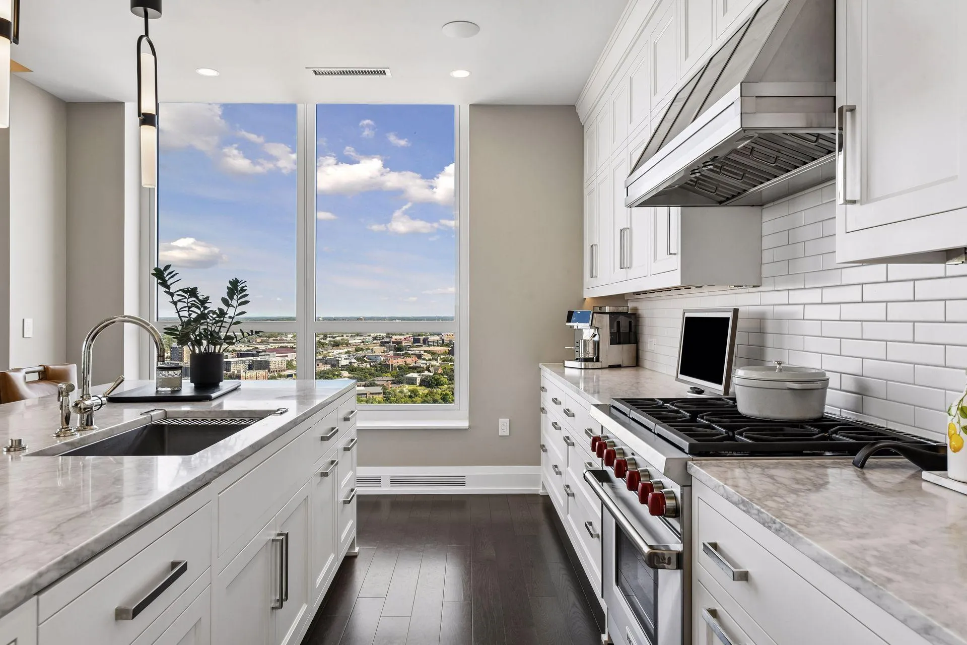 Photo 17 of 1111 W River Parkway Unit 32c