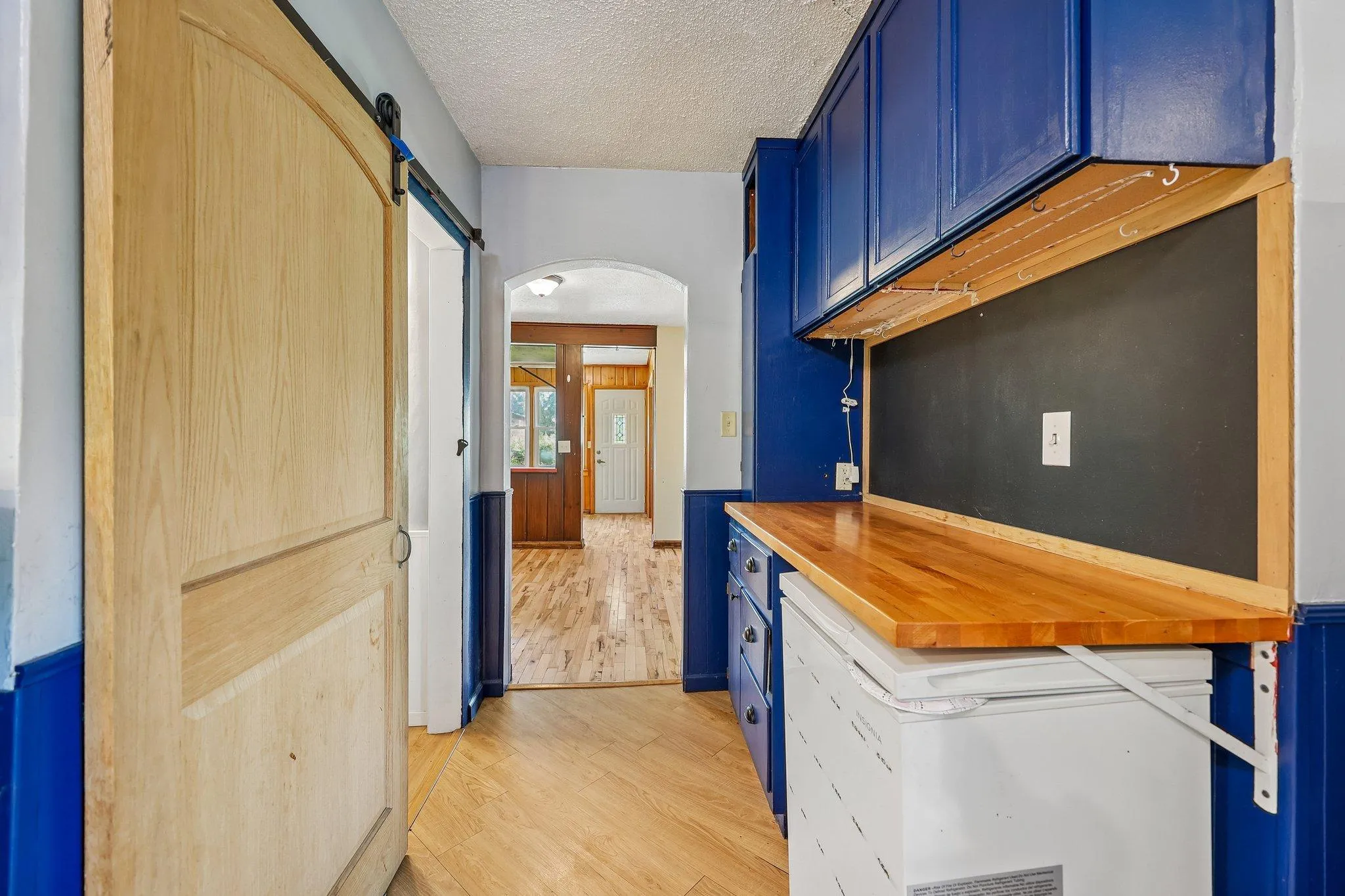 Photo 7 of 2229 Oak Hill Place