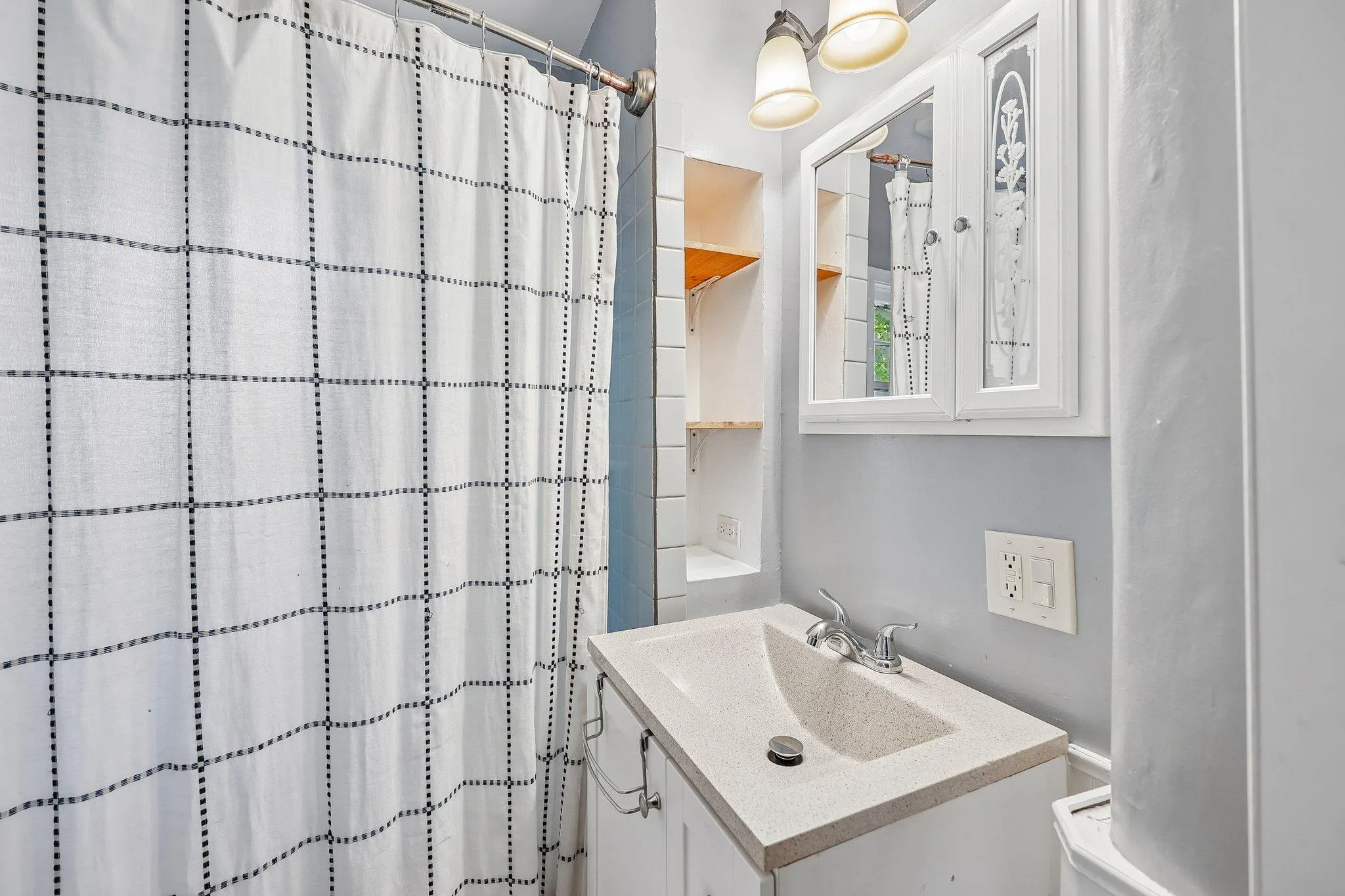 Photo 12 of 2229 Oak Hill Place