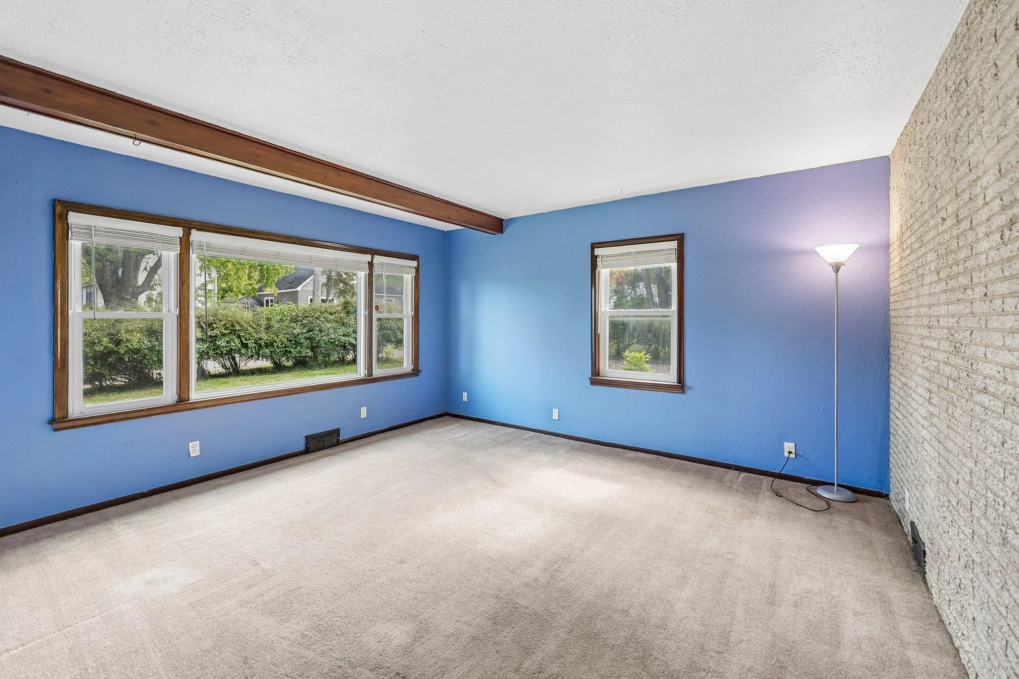 Photo 10 of 2229 Oak Hill Place
