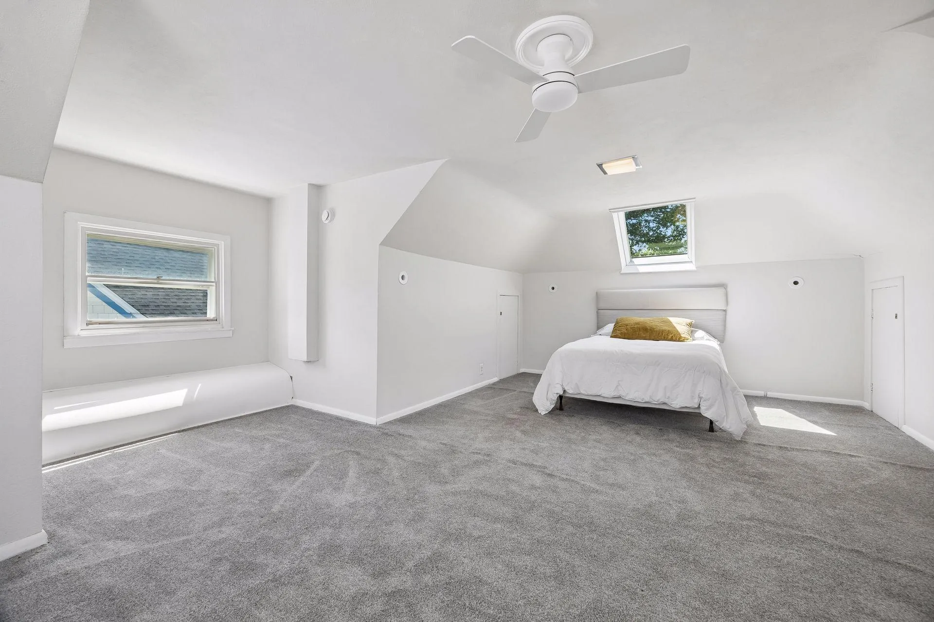 Photo 34 of 2432 W 24th Street