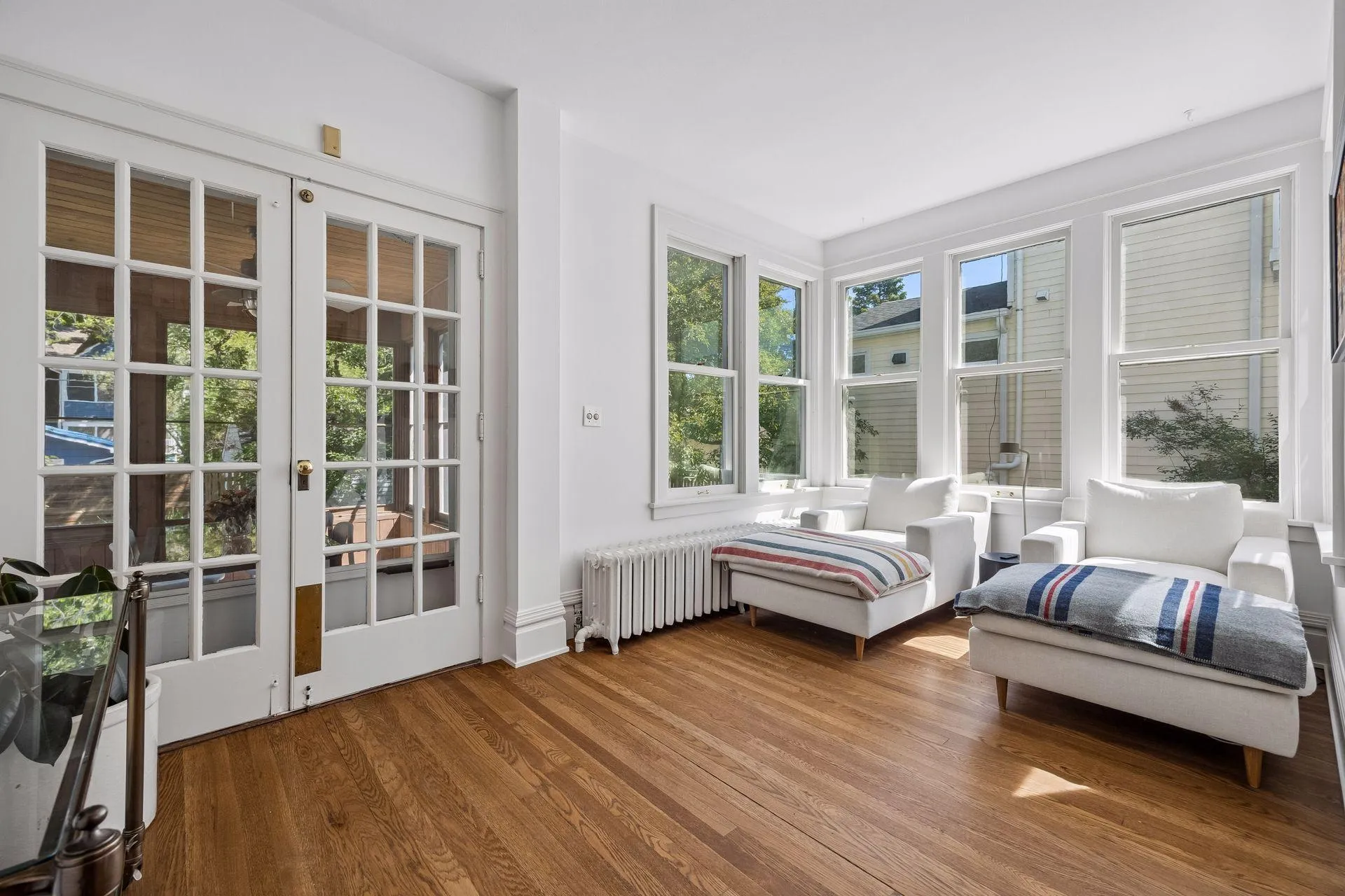 Photo 21 of 2432 W 24th Street