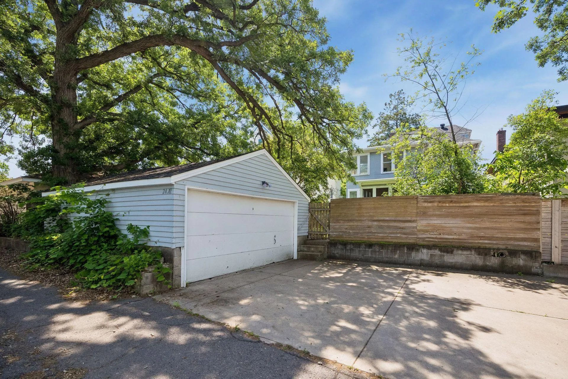 Photo 35 of 2432 W 24th Street