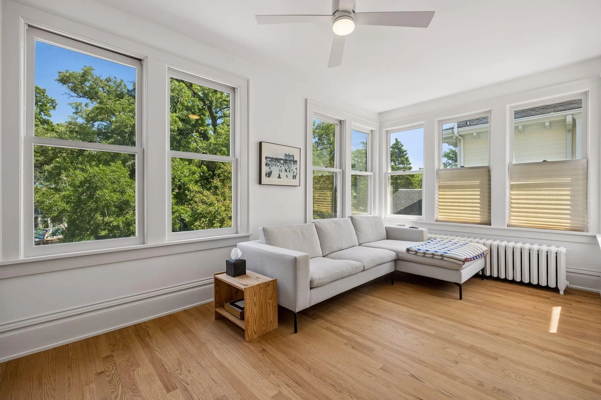 Photo 33 of 2432 W 24th Street