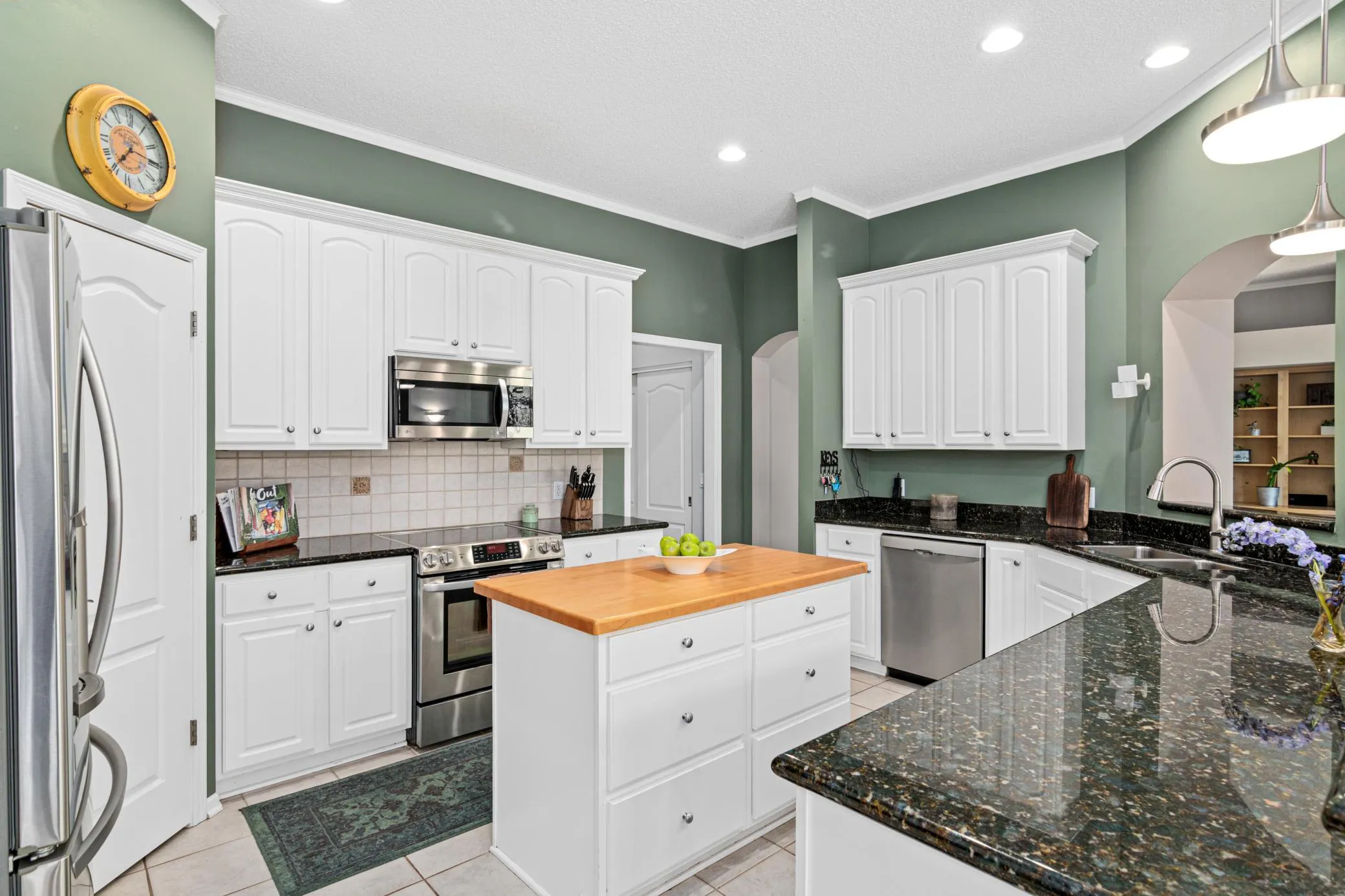 Photo 11 of 23 Ashbury Court