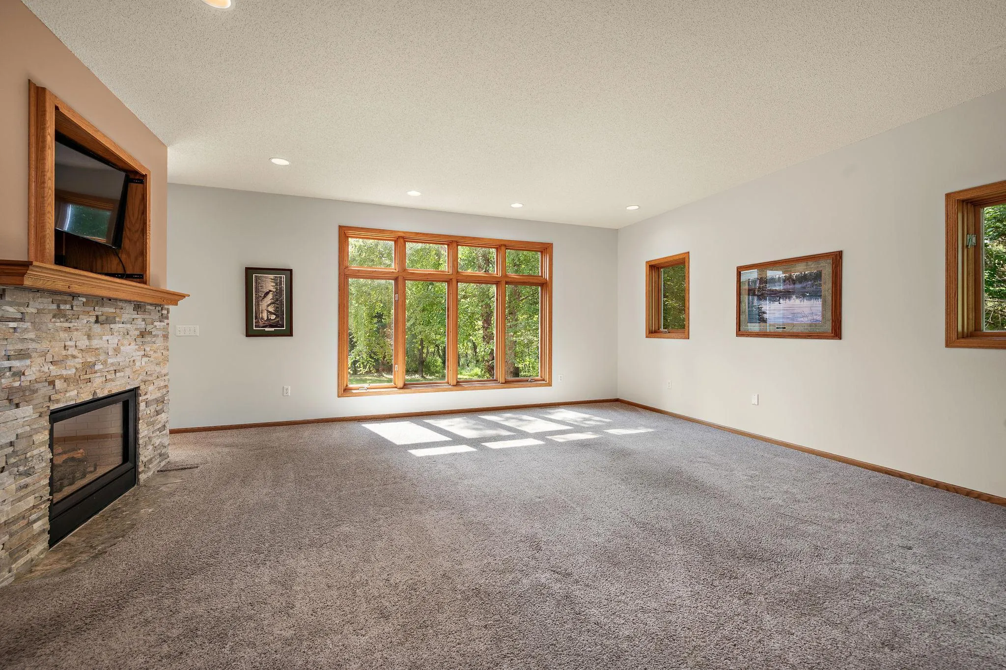 Photo 14 of 4749 S Lake Sarah Drive