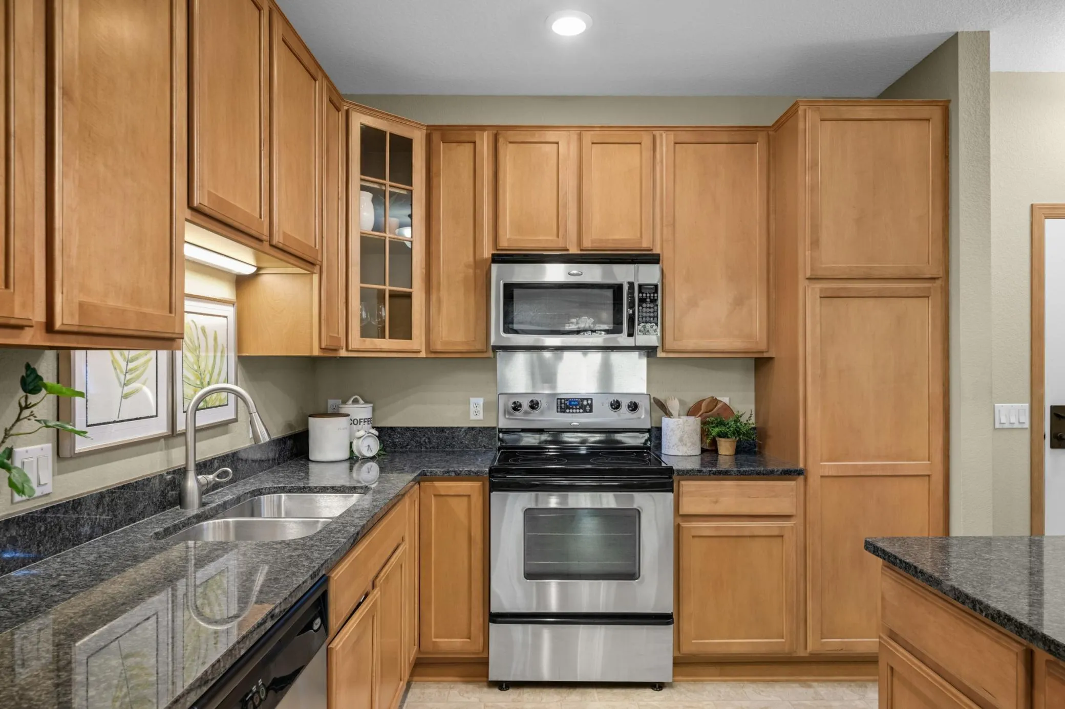 Photo 6 of 7100 Metro Boulevard Unit 417