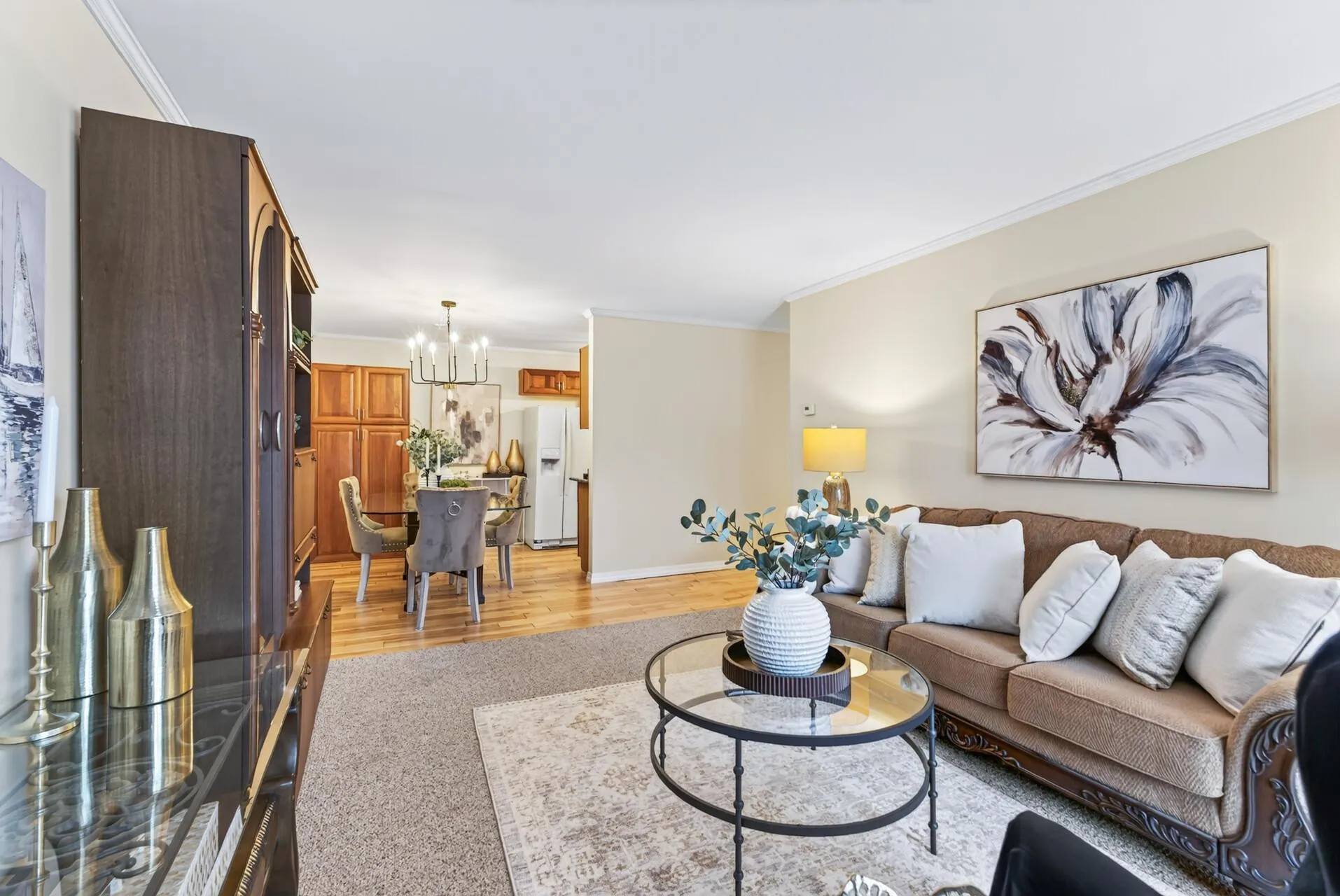 Photo 12 of 205 Barry S Avenue Unit 306