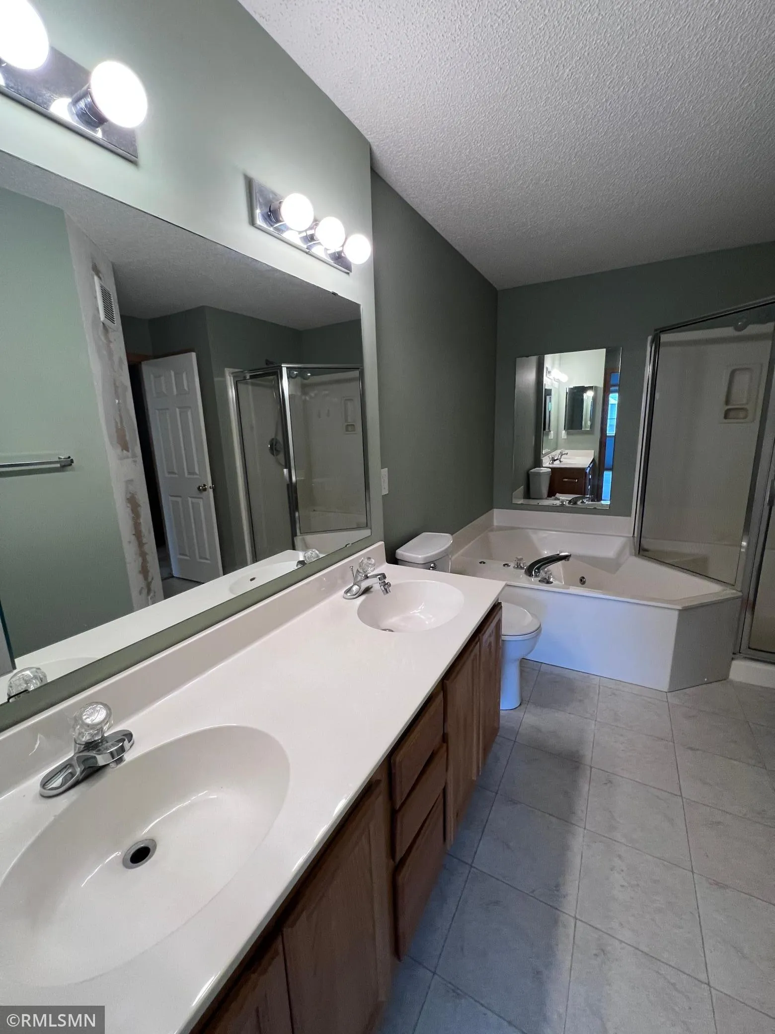 Photo 17 of 20616 Erin Way Unit 74
