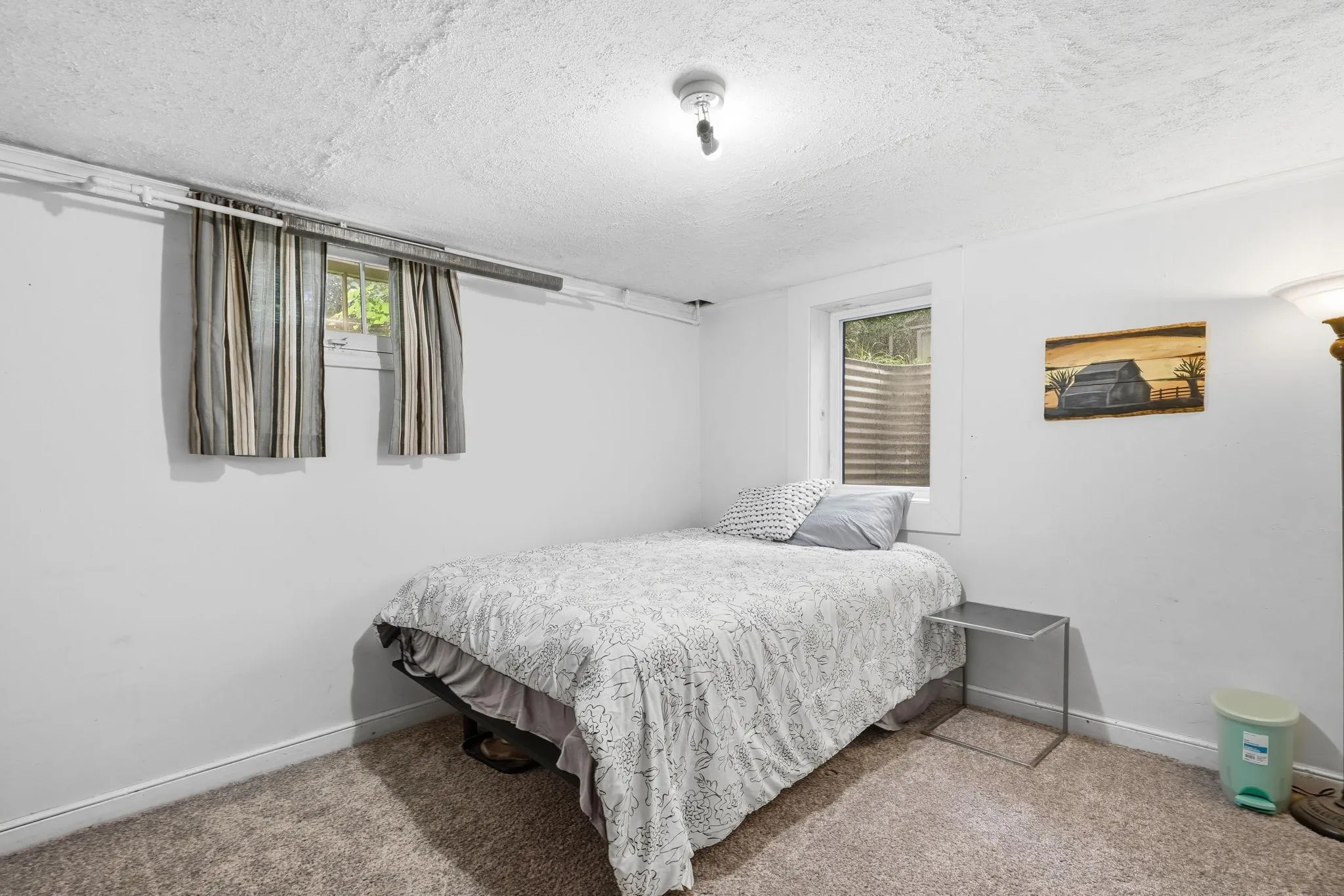 Photo 33 of 22 Elm S Avenue