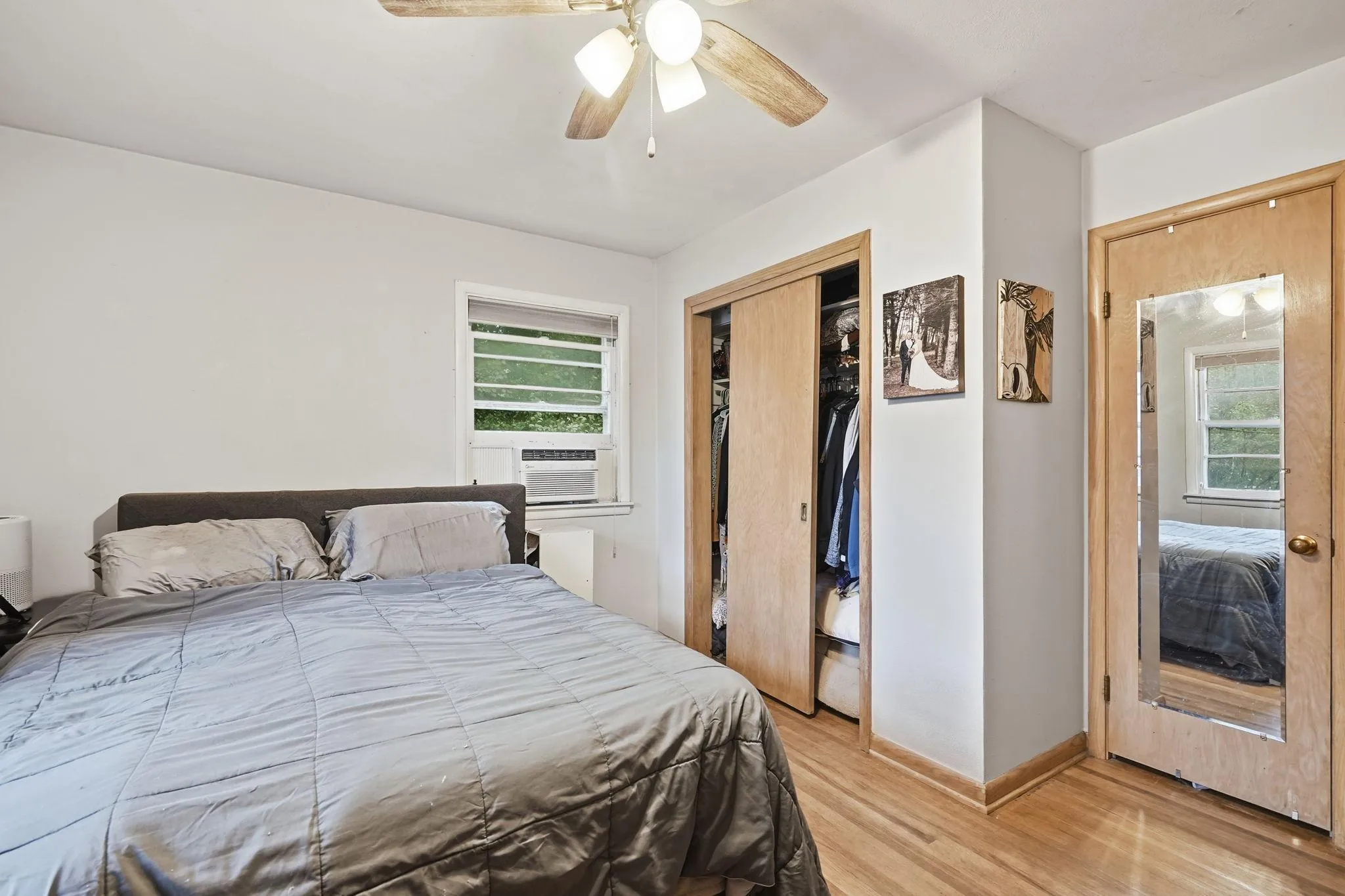 Photo 18 of 22 Elm S Avenue