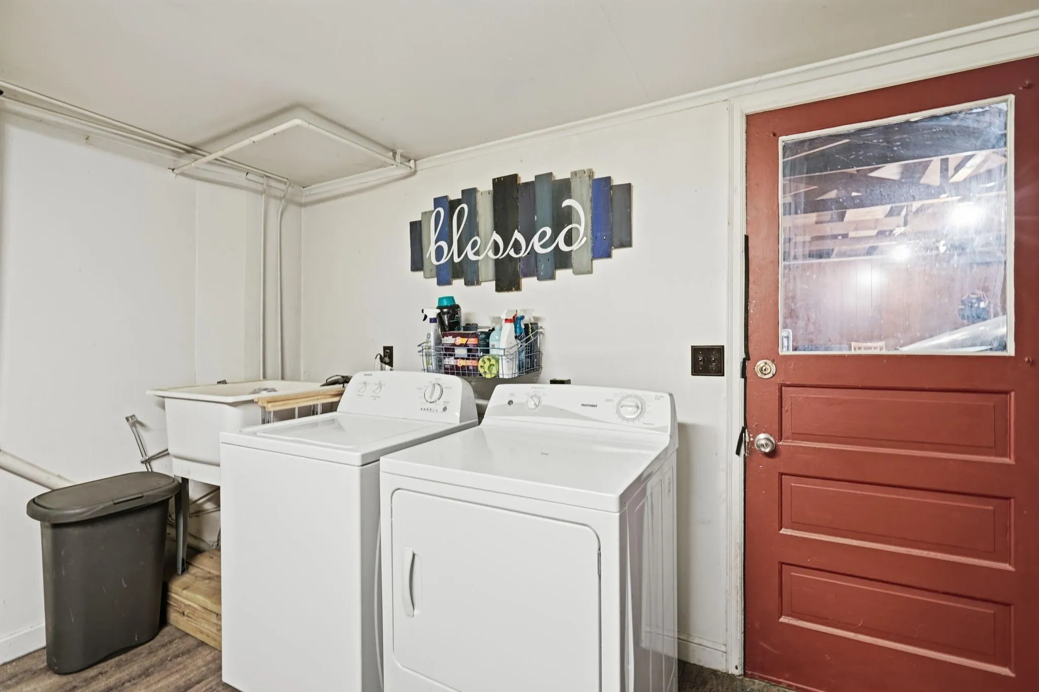 Photo 30 of 22 Elm S Avenue