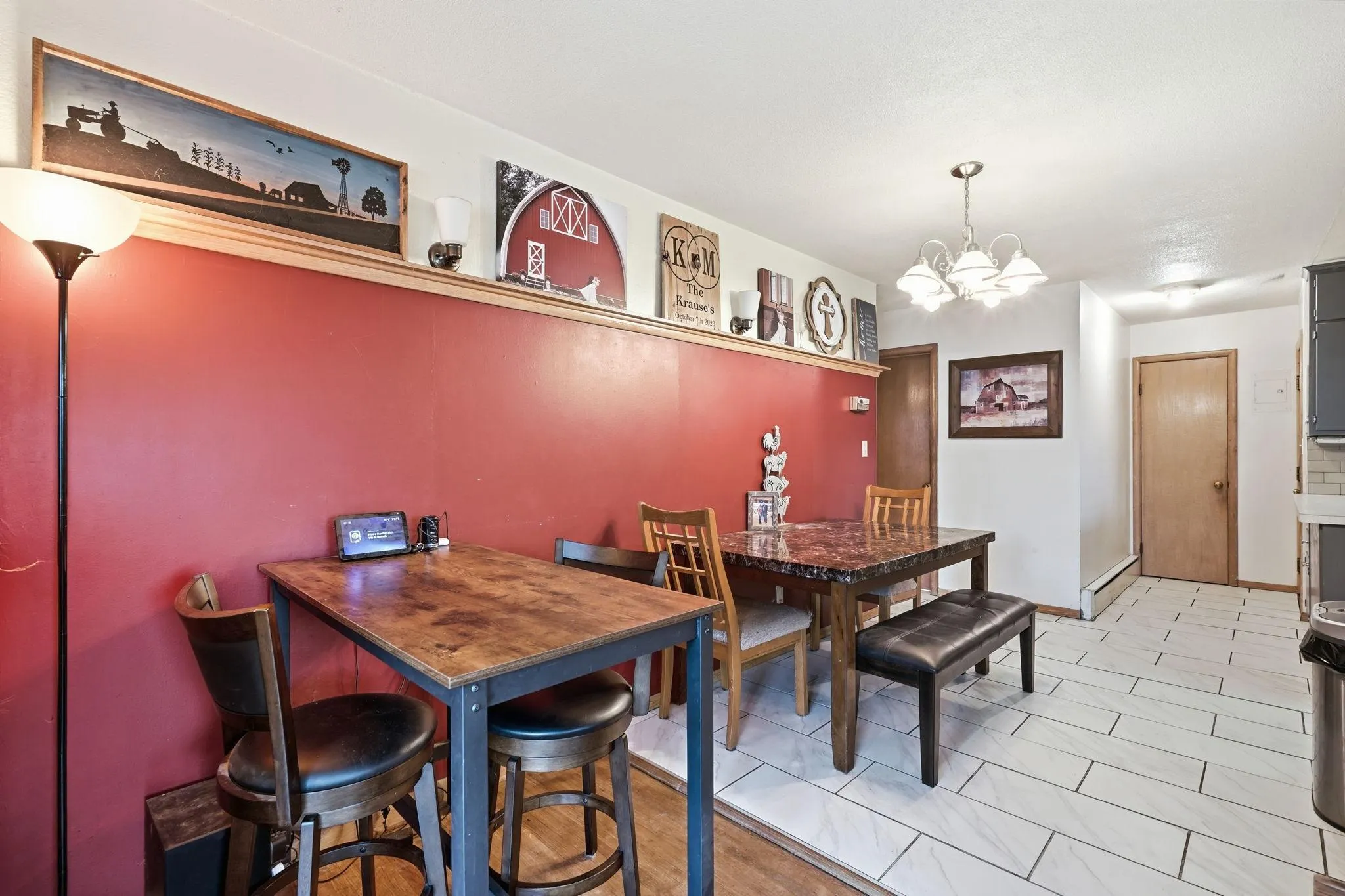 Photo 10 of 22 Elm S Avenue