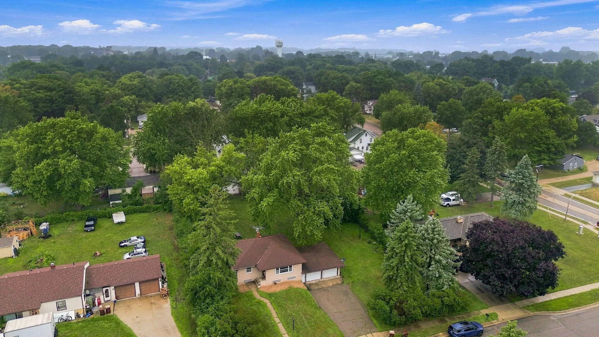 Photo 52 of 22 Elm S Avenue