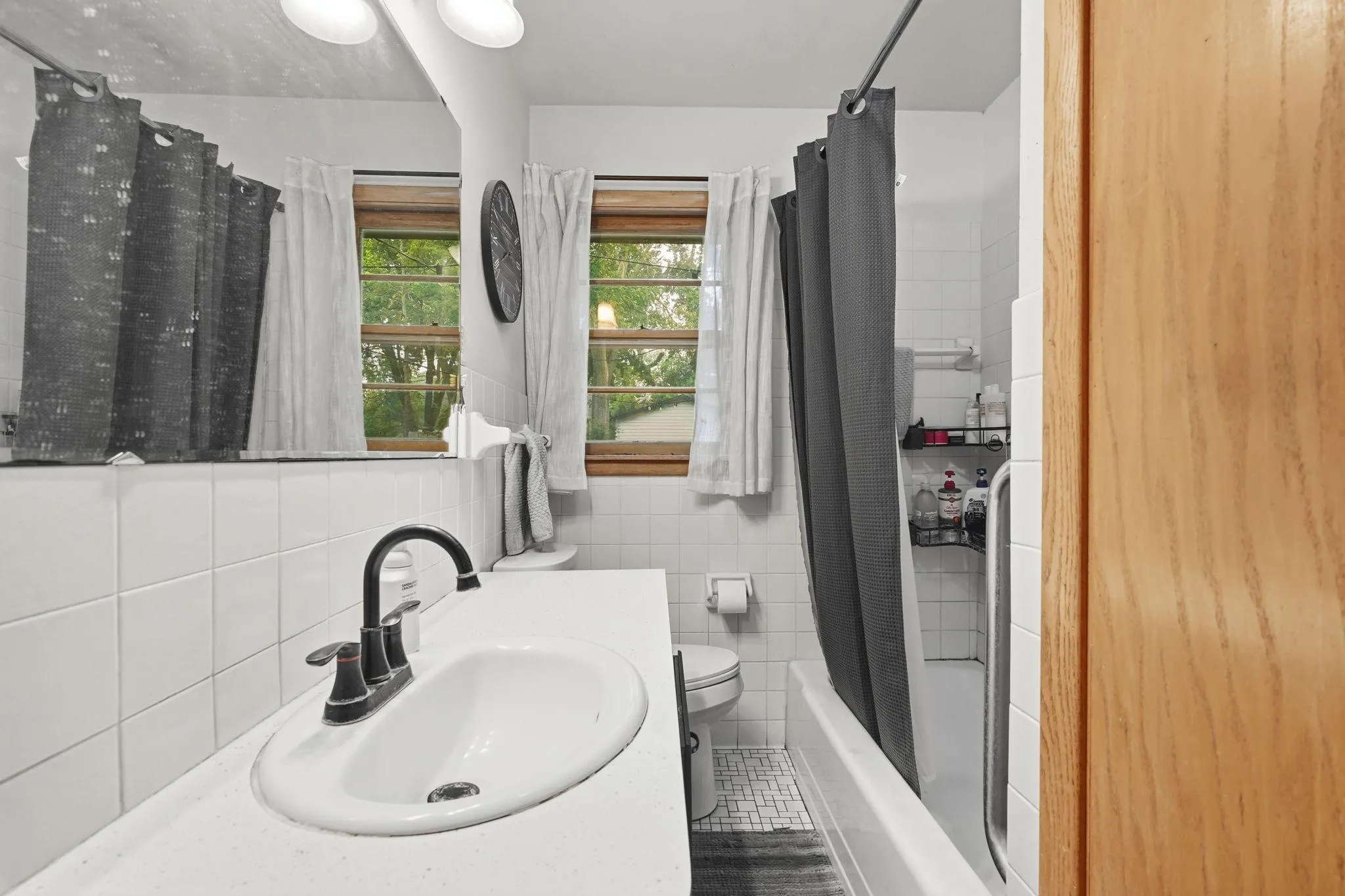 Photo 20 of 22 Elm S Avenue
