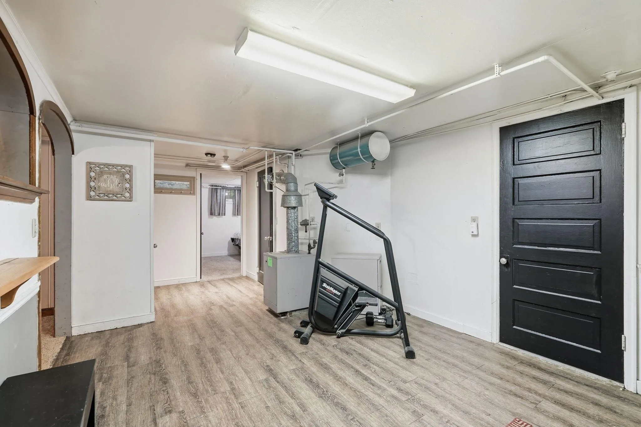 Photo 27 of 22 Elm S Avenue