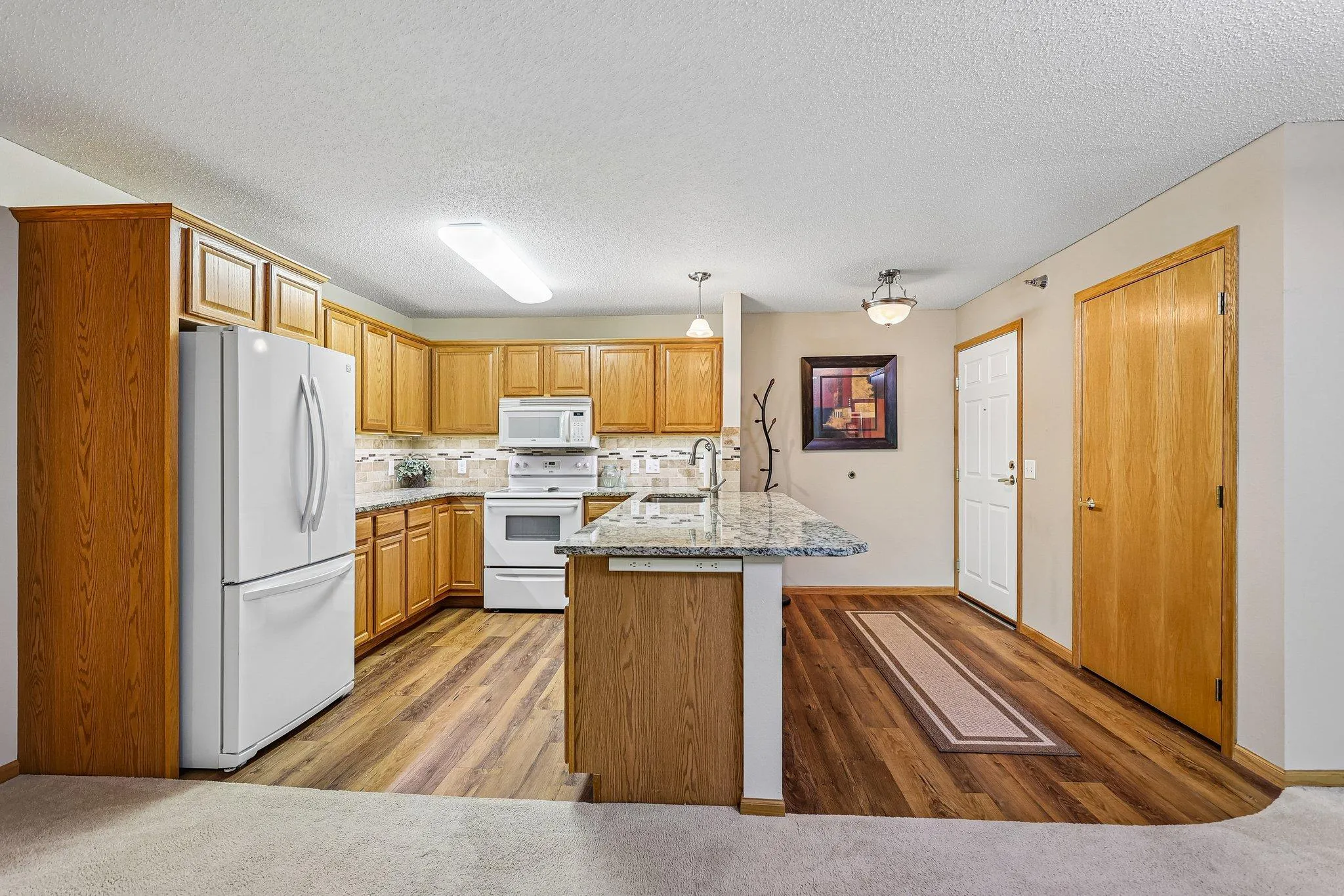 Photo 12 of 15550 Linnet Nw Street Unit 1-210