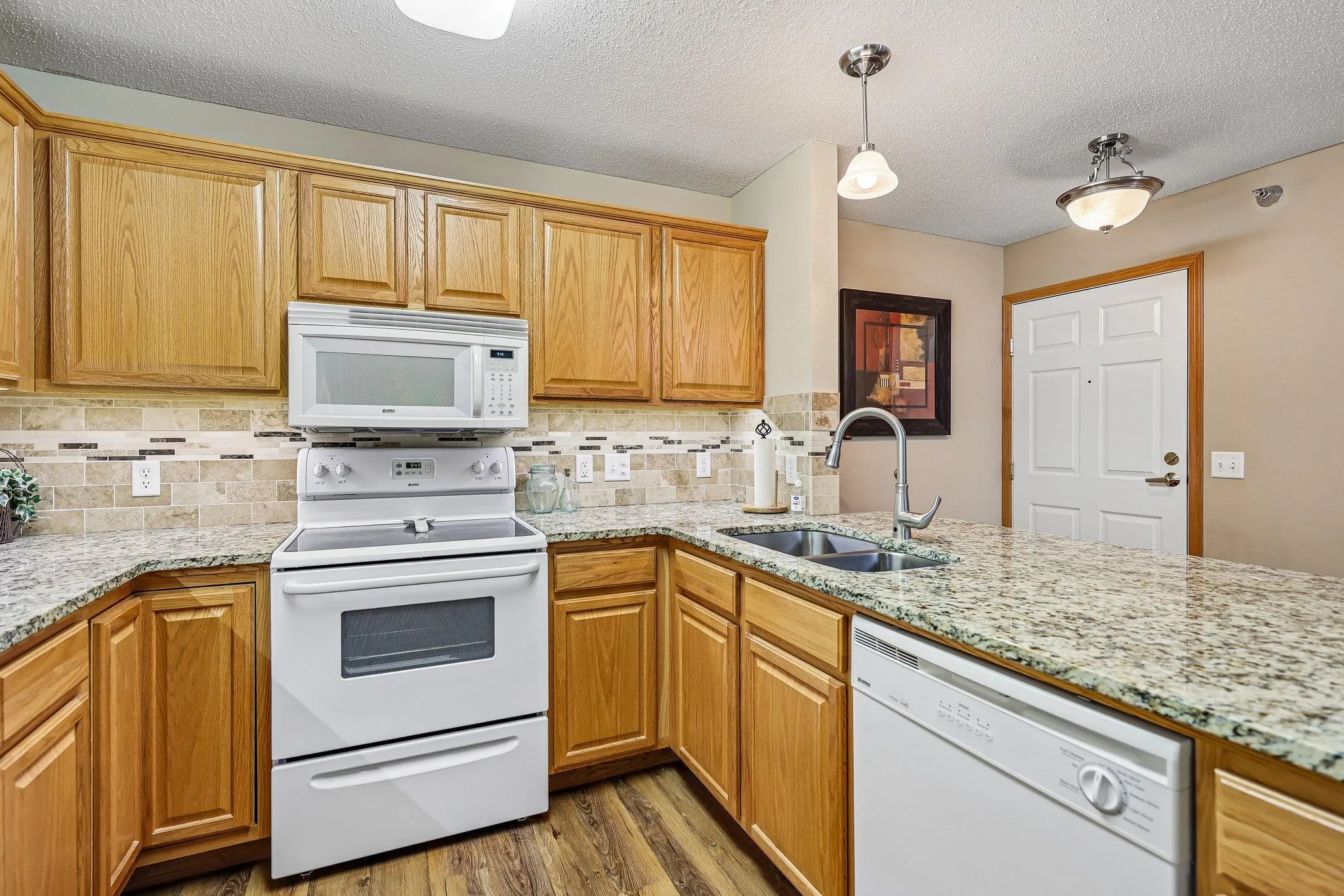 Photo 15 of 15550 Linnet Nw Street Unit 1-210