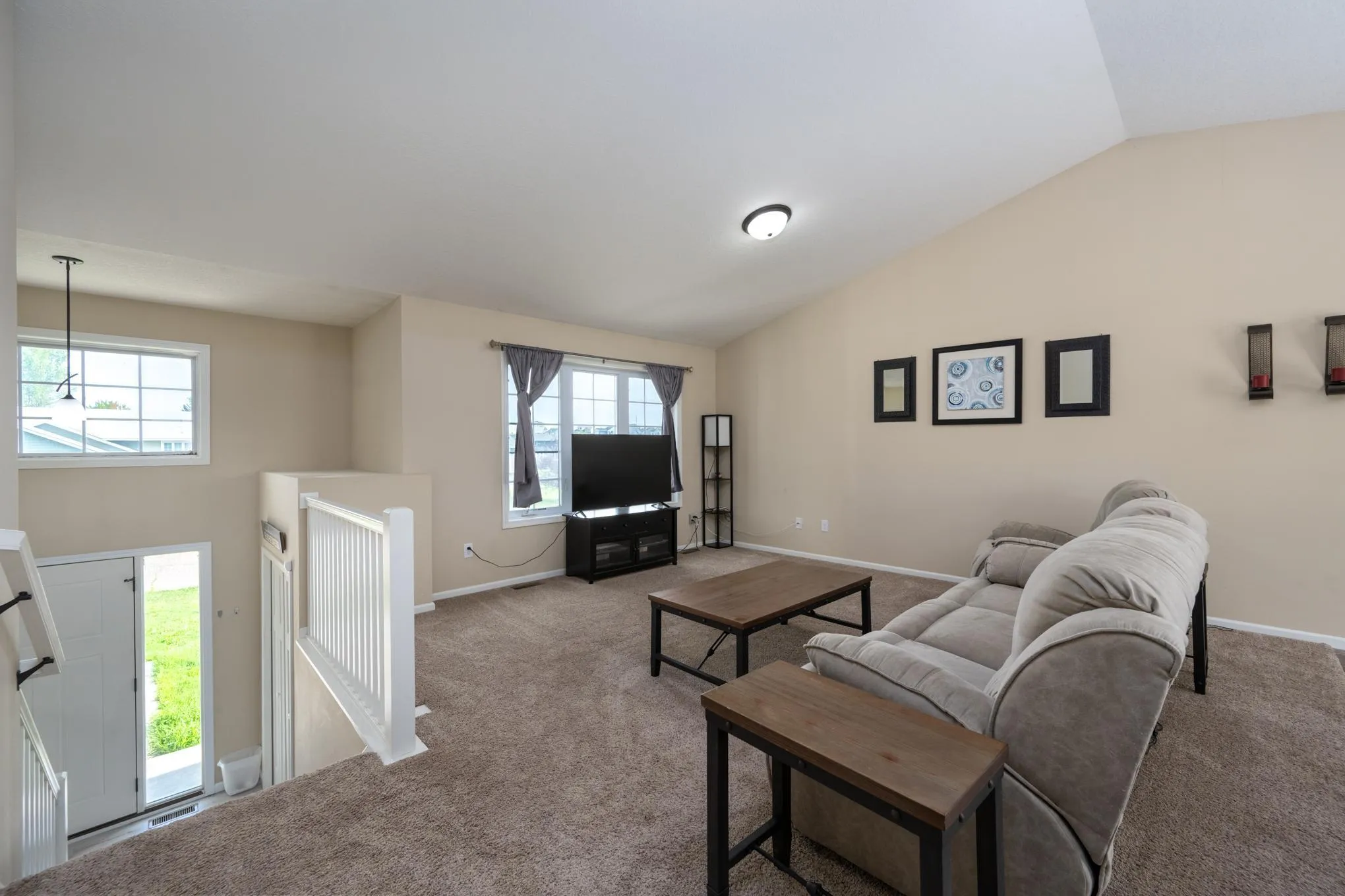 Photo 18 of 818 Rose Court