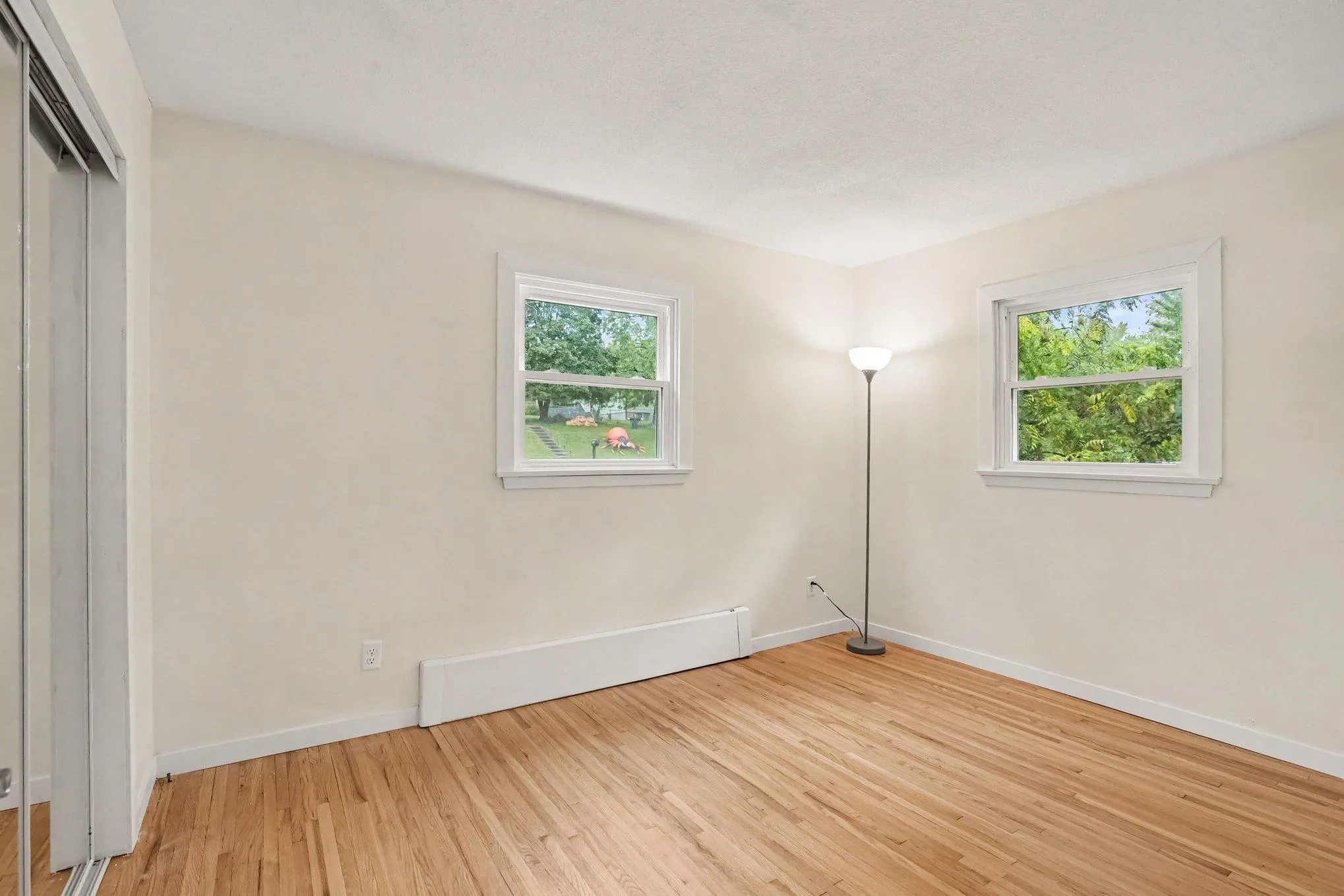 Photo 20 of 340 3rd S Avenue