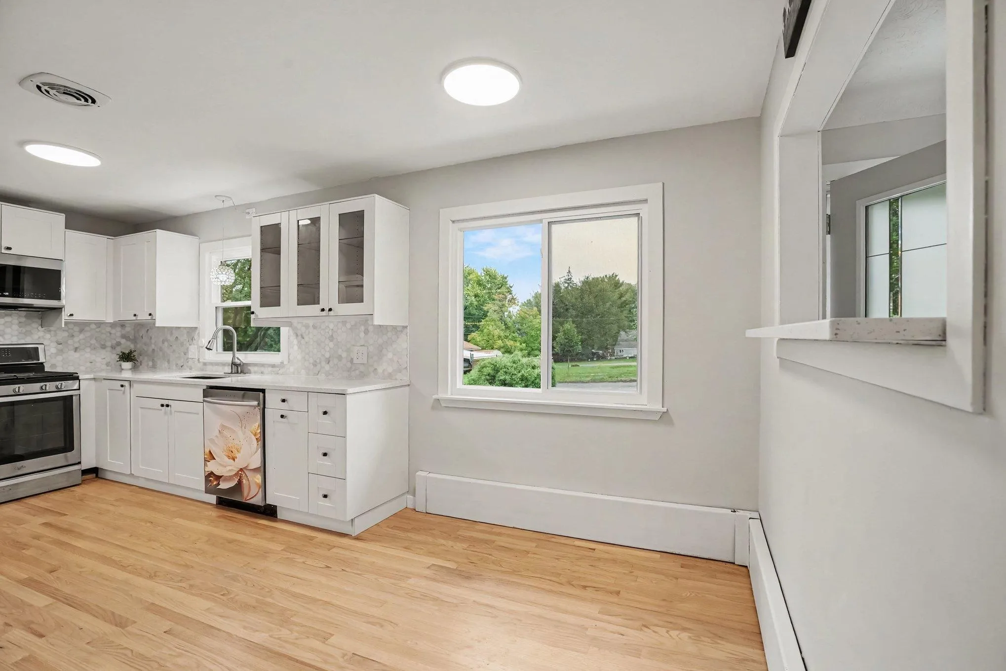 Photo 13 of 340 3rd S Avenue
