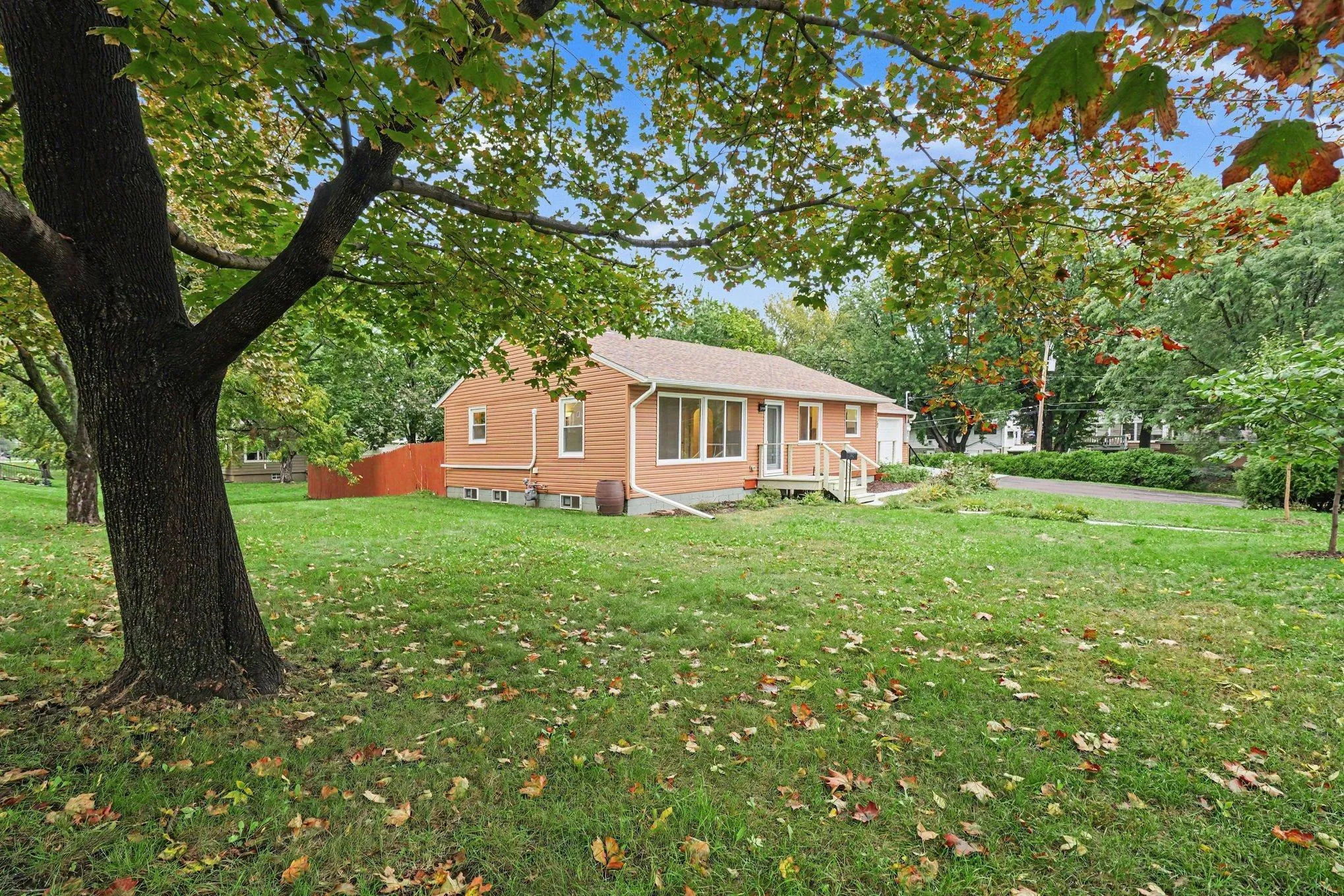 Photo 39 of 340 3rd S Avenue
