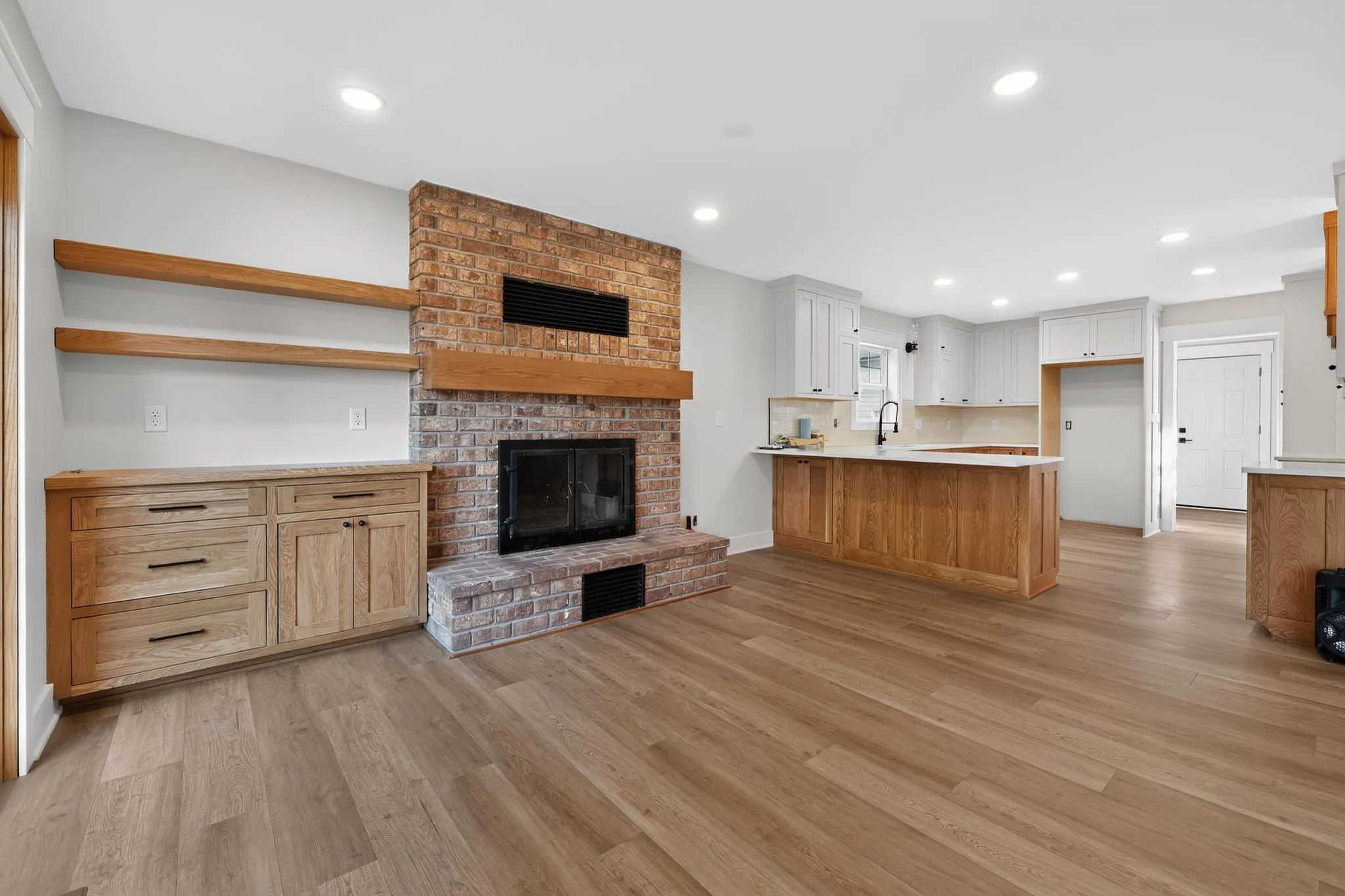 Photo 6 of 10489 Barnes Way