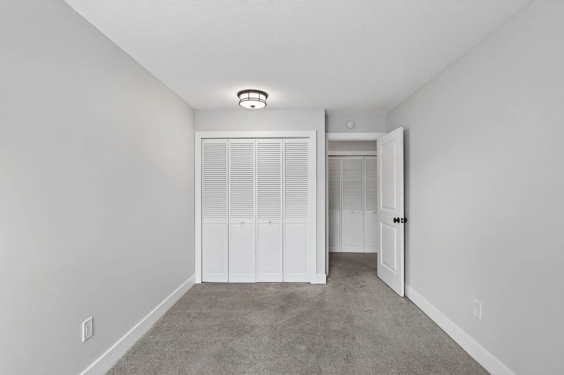 Photo 23 of 810 6th S Street Unit 1