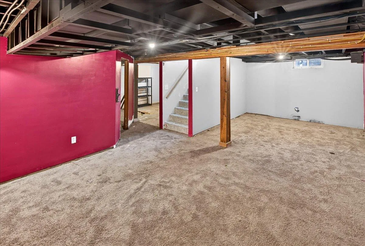 Photo 45 of 744 6th Se Street