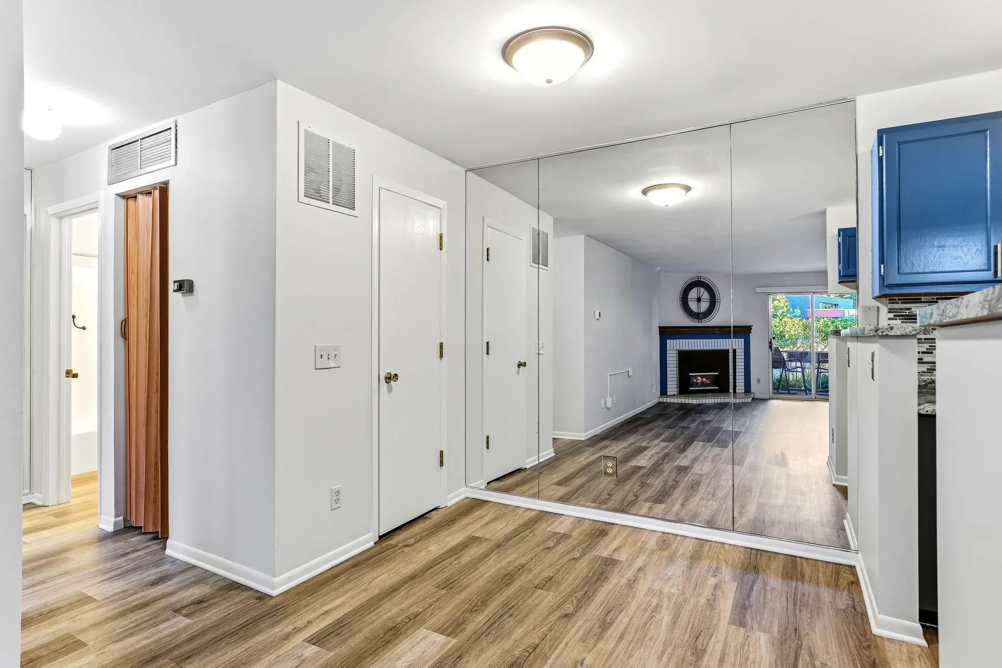 Photo 9 of 2310 Benson Avenue Unit H