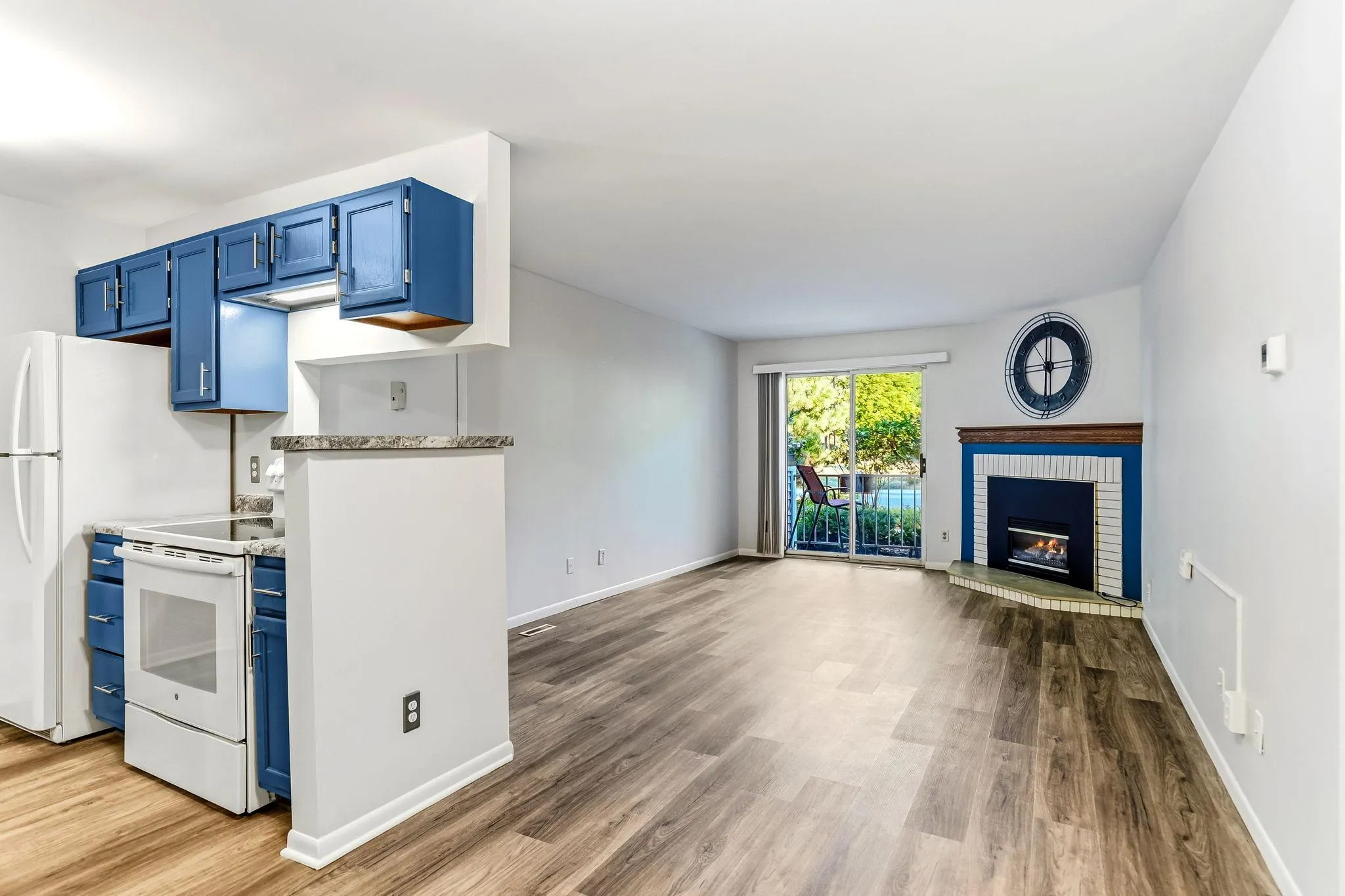 Photo 10 of 2310 Benson Avenue Unit H