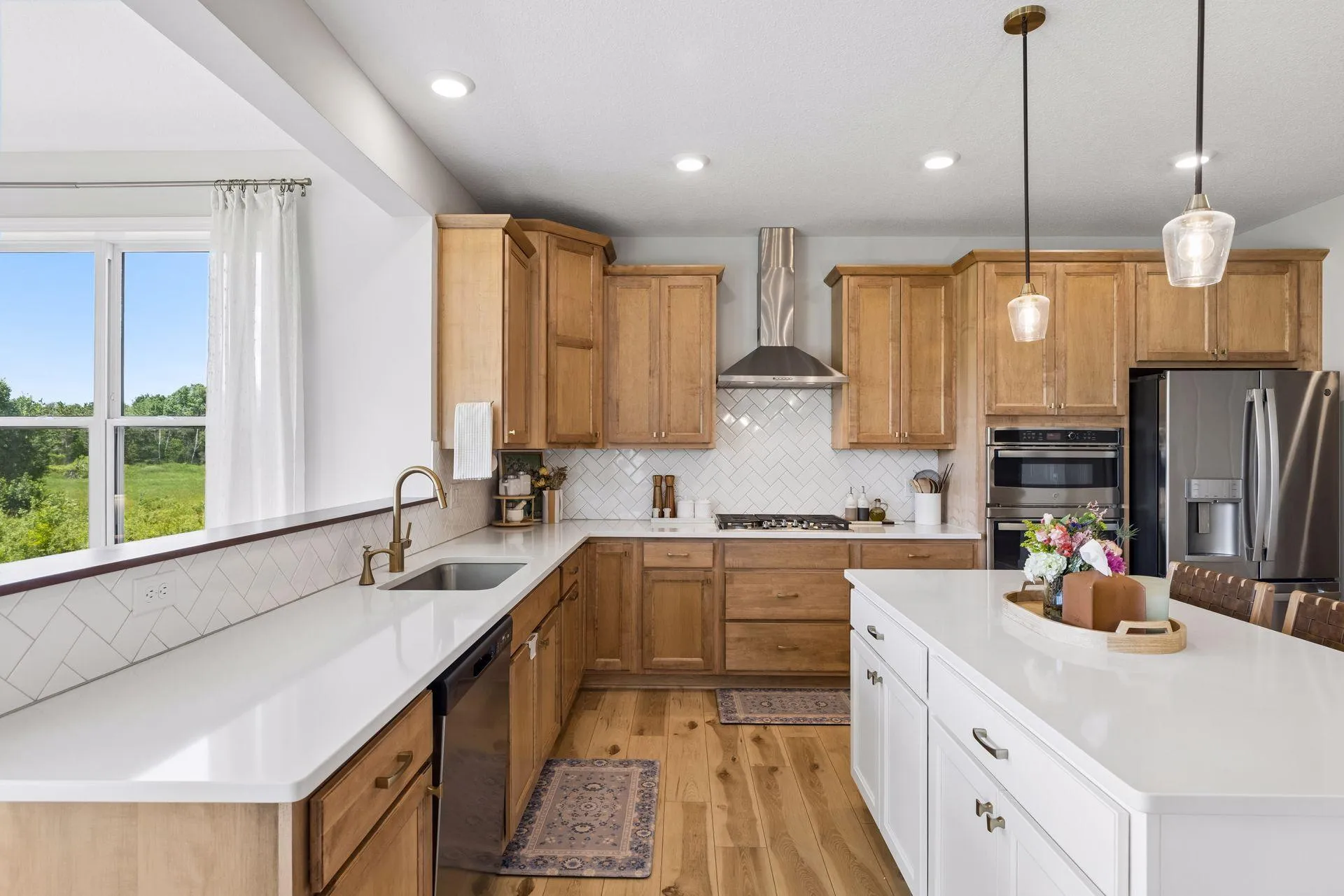 Photo 10 of 8143 Haywood Drive
