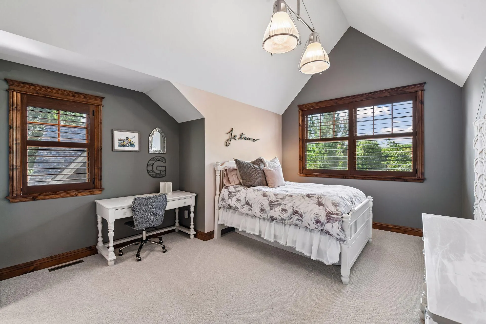 Photo 43 of 20650 Parkview Lane