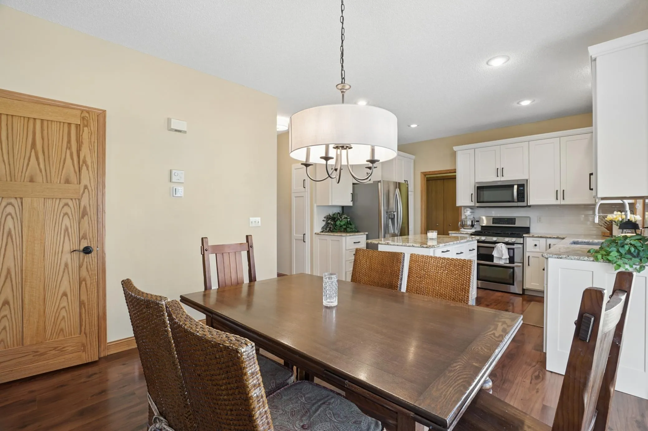 Photo 11 of 6102 Wildwood Way